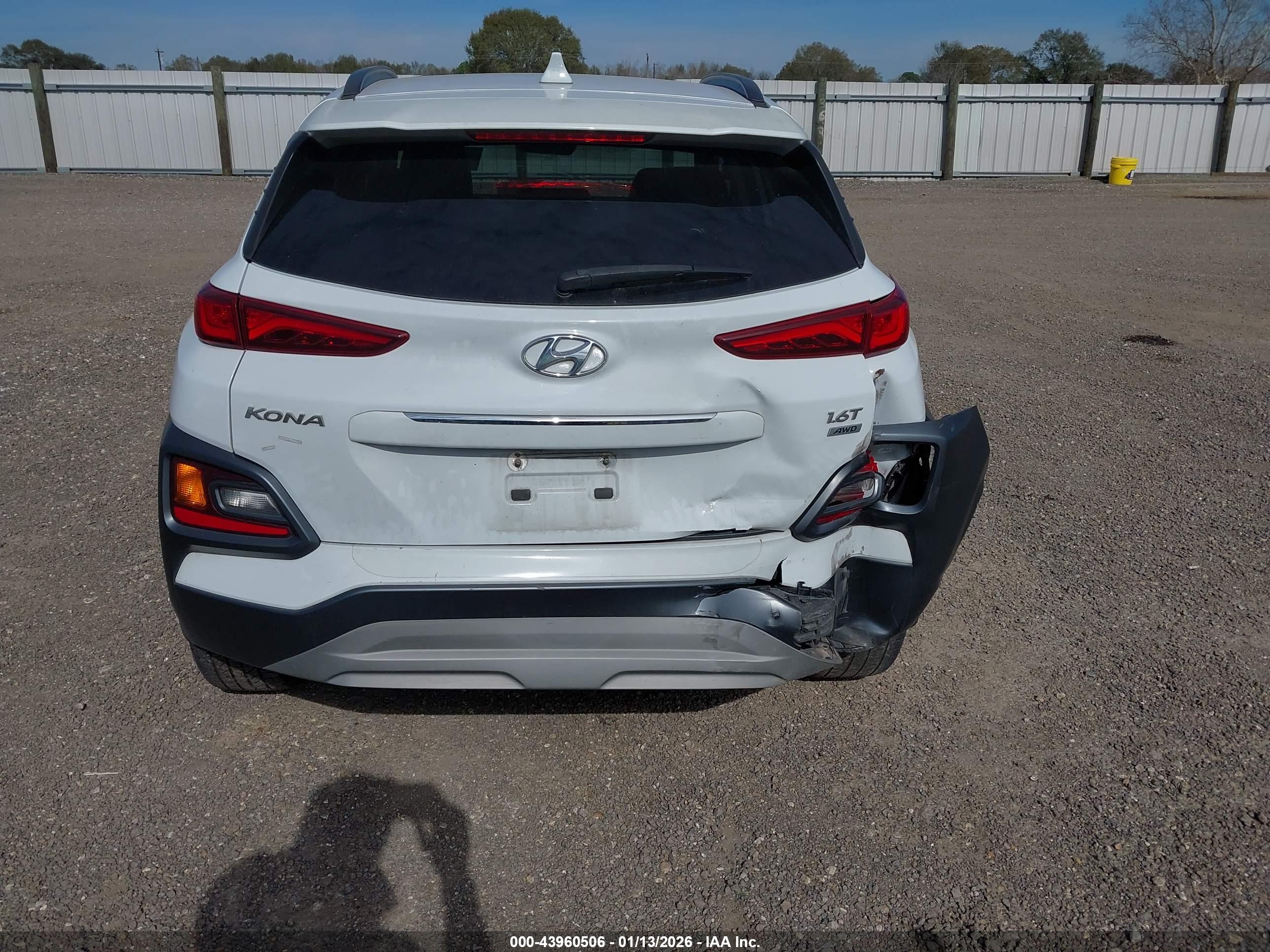 HYUNDAI KONA image 6
