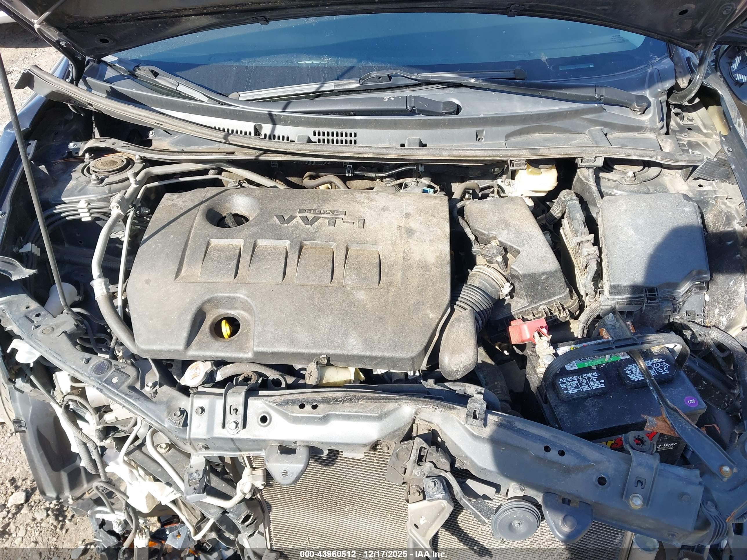 TOYOTA COROLLA image 10