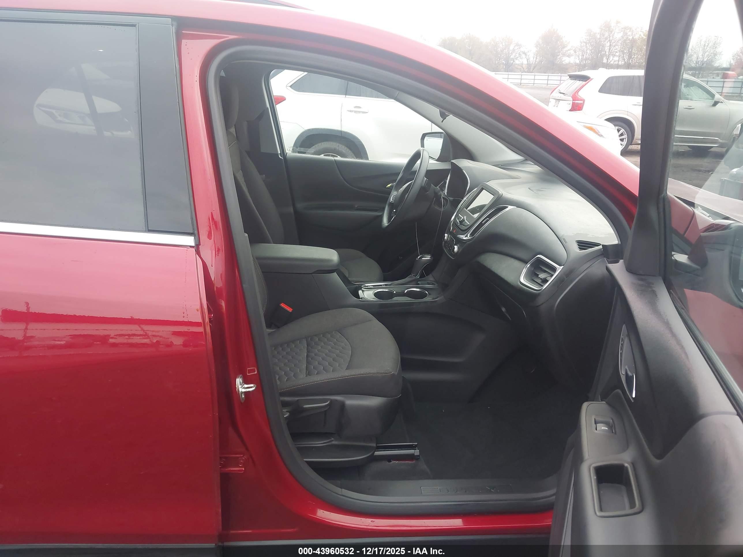 CHEVROLET EQUINOX image 5