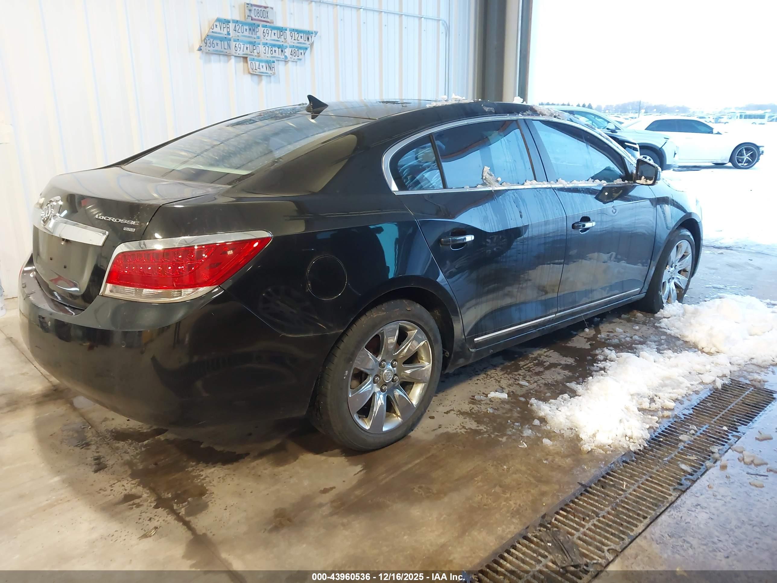 BUICK LACROSSE image 4