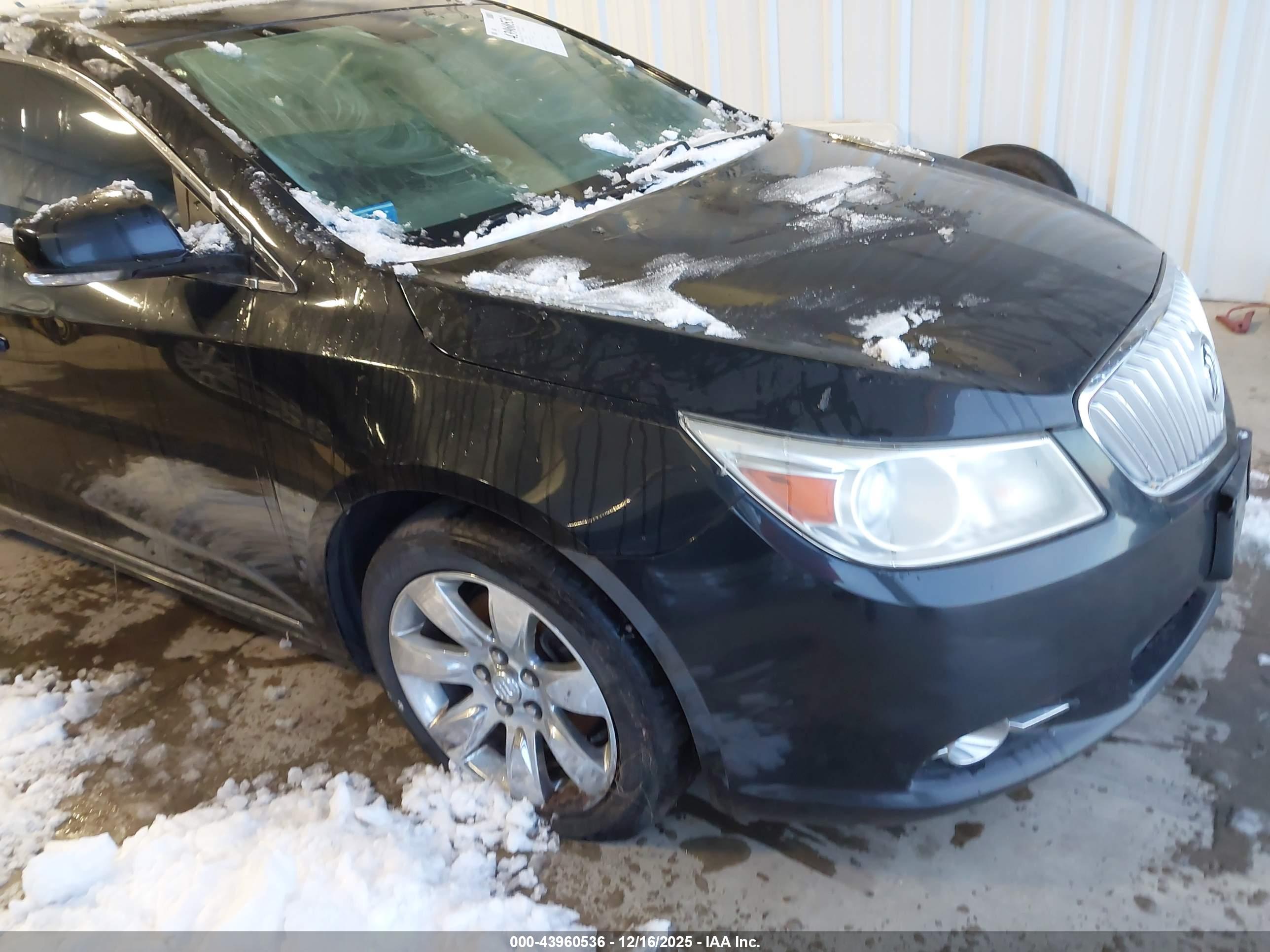 BUICK LACROSSE image 6