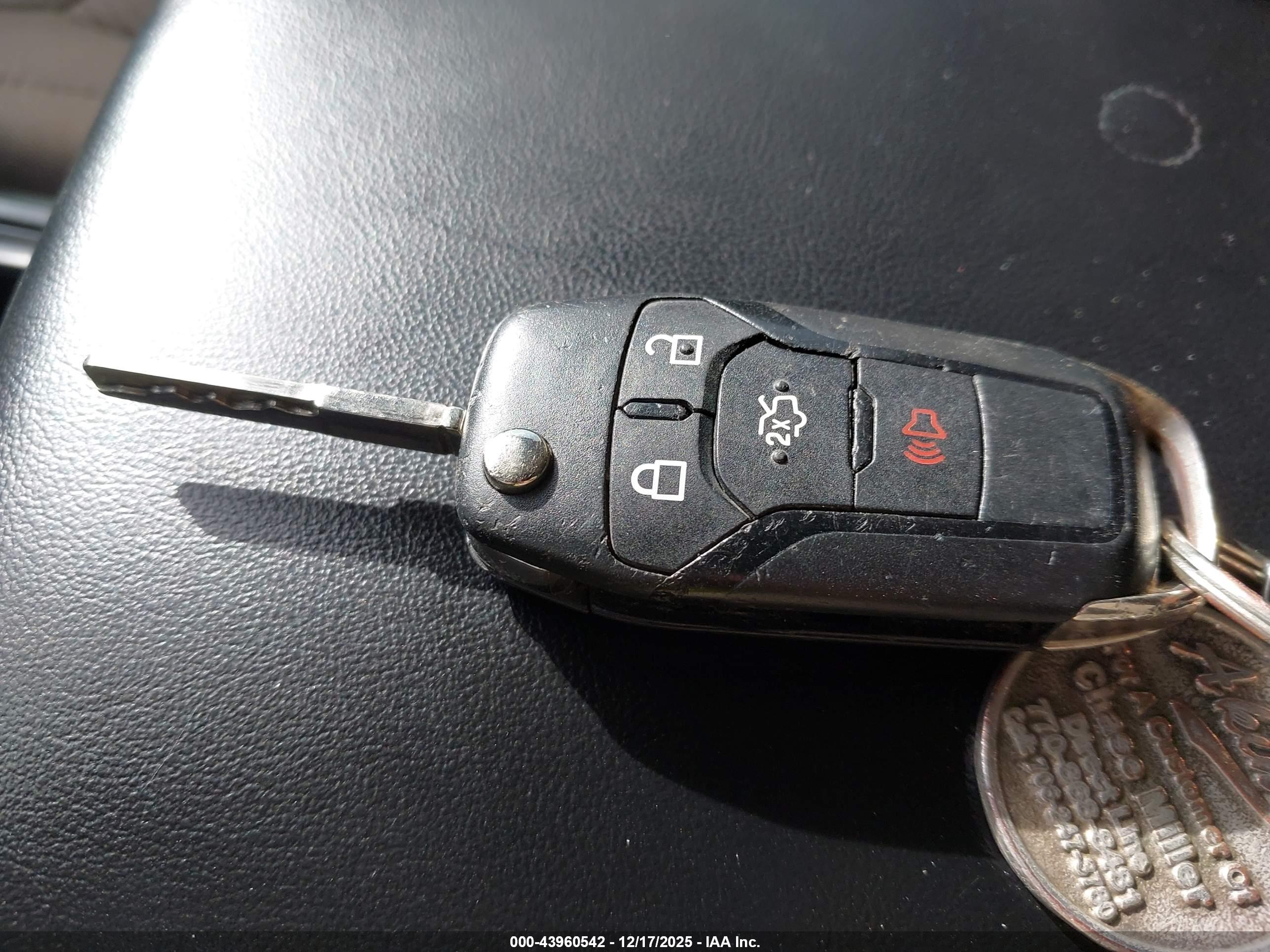 FORD EXPLORER image 11