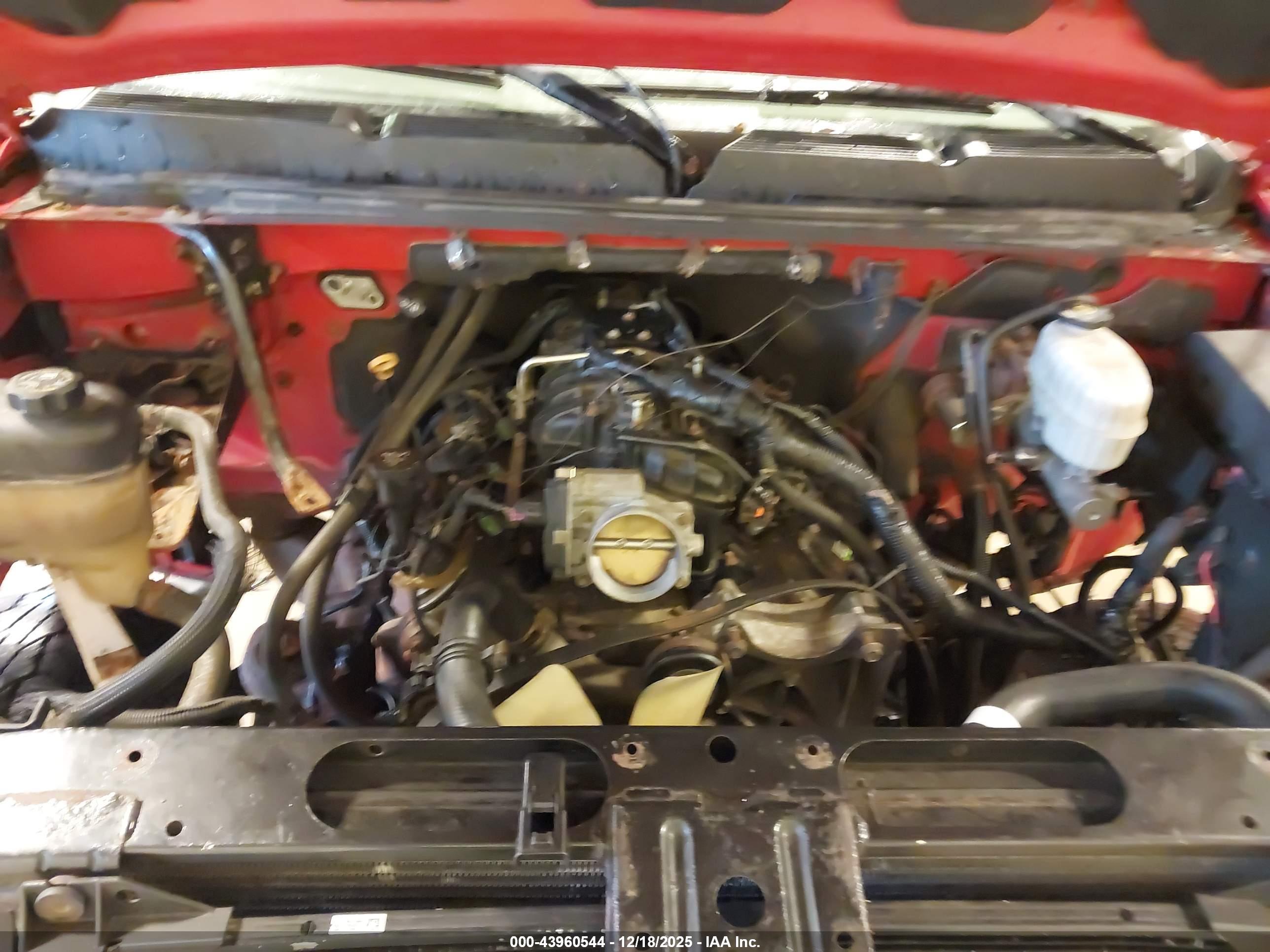 CHEVROLET SILVERADO image 10