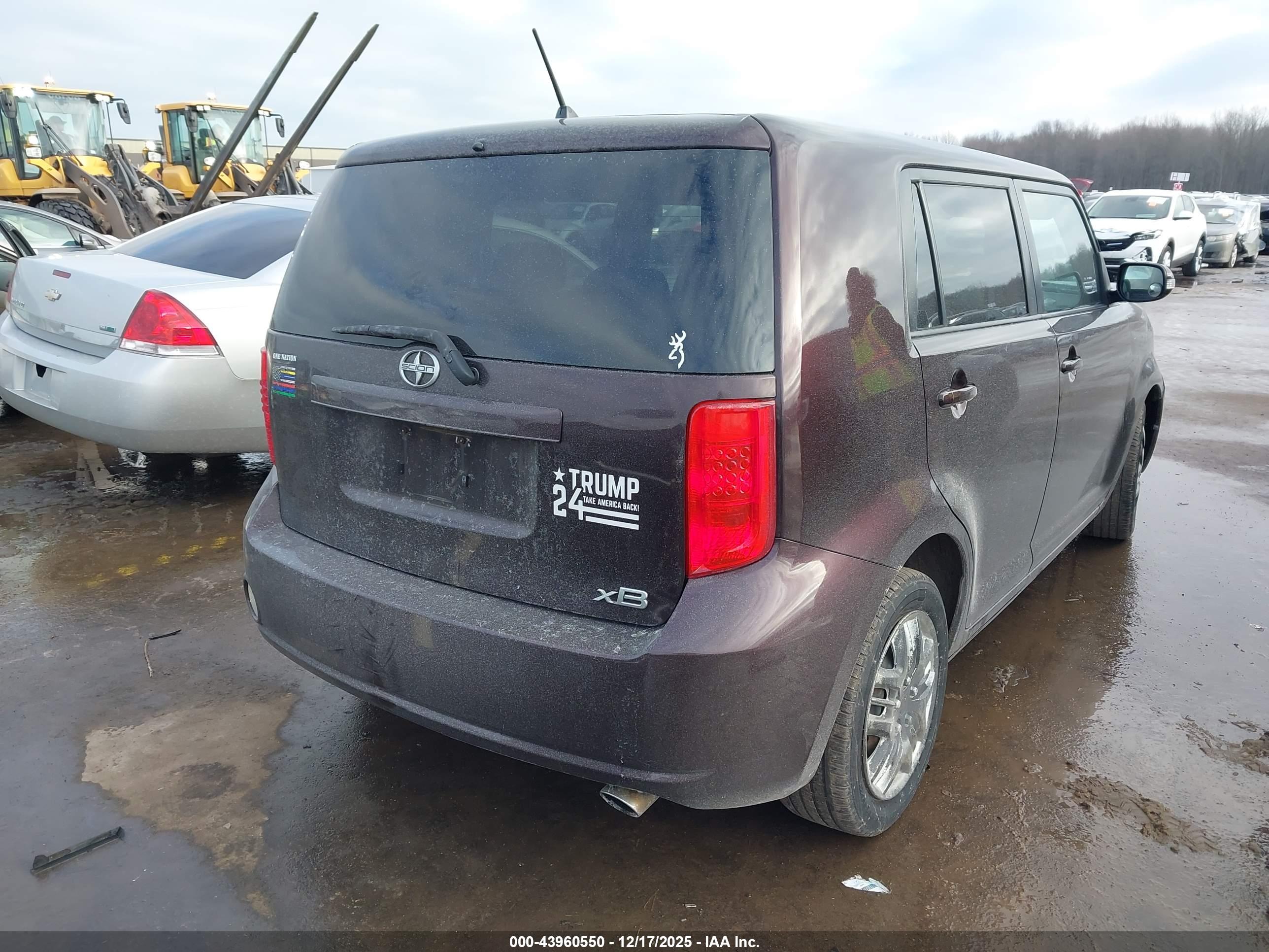 SCION XB image 4