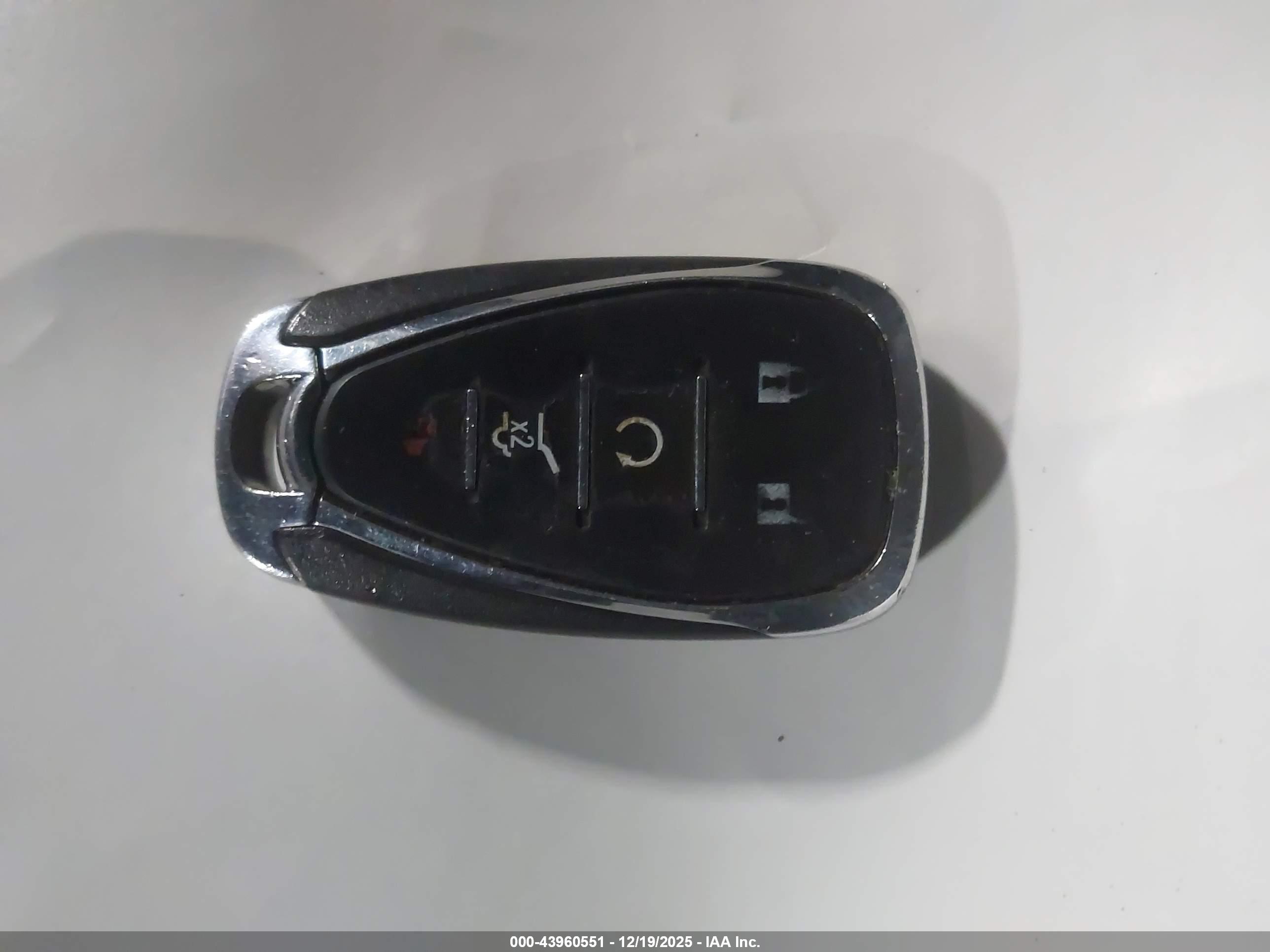 CHEVROLET TRAVERSE image 11