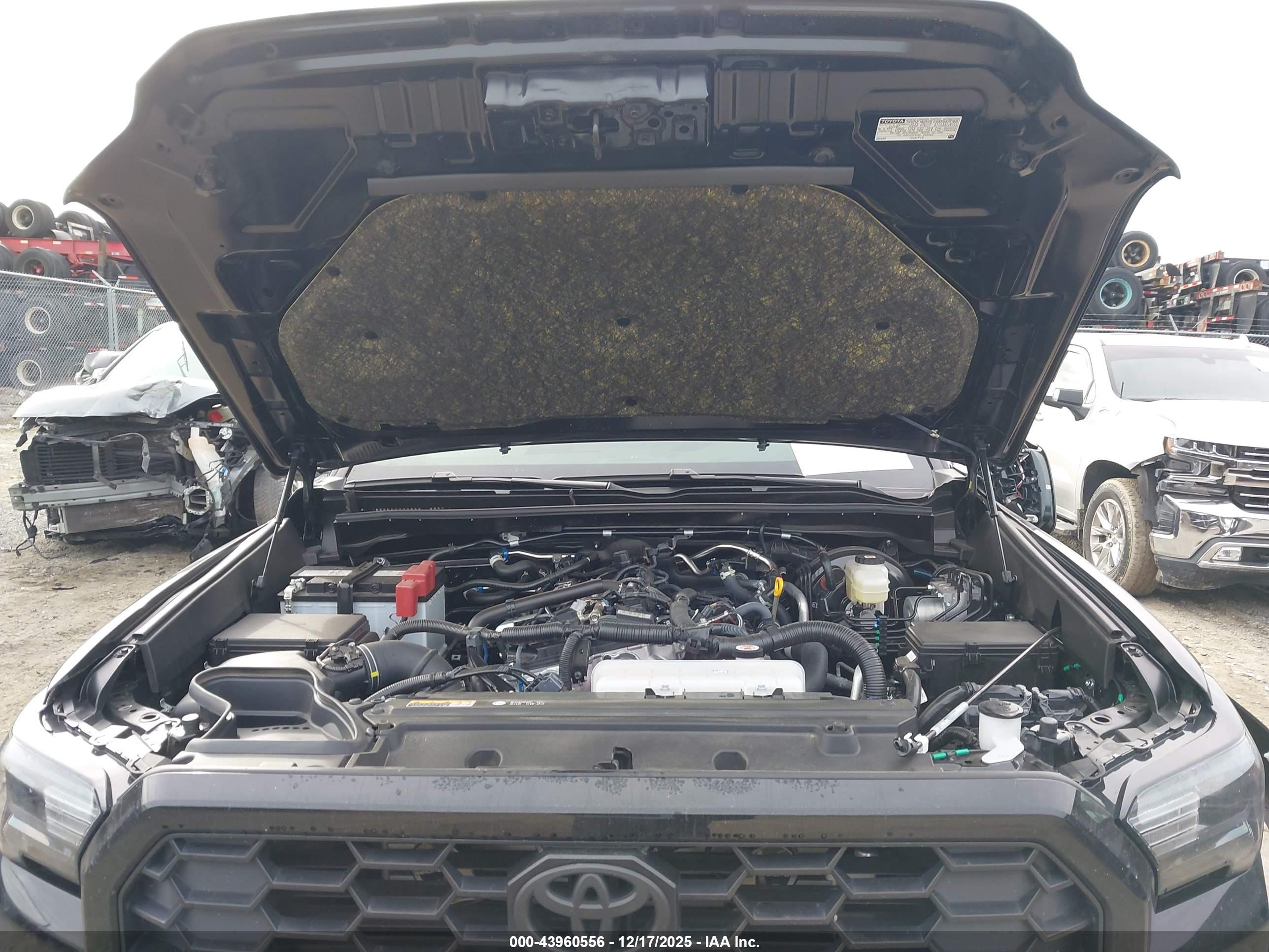 TOYOTA 4RUNNER image 10