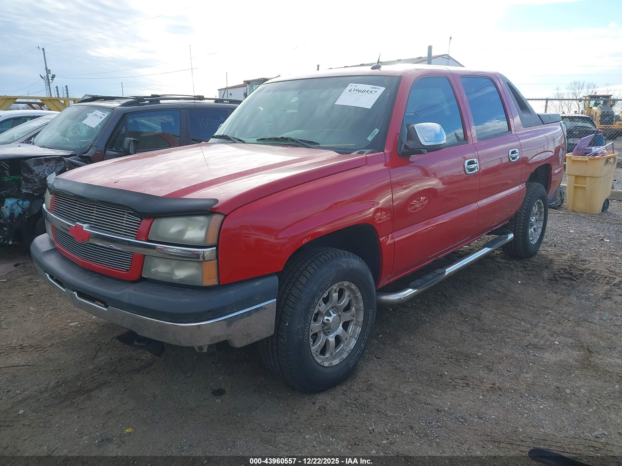 CHEVROLET AVALANCHE image 2