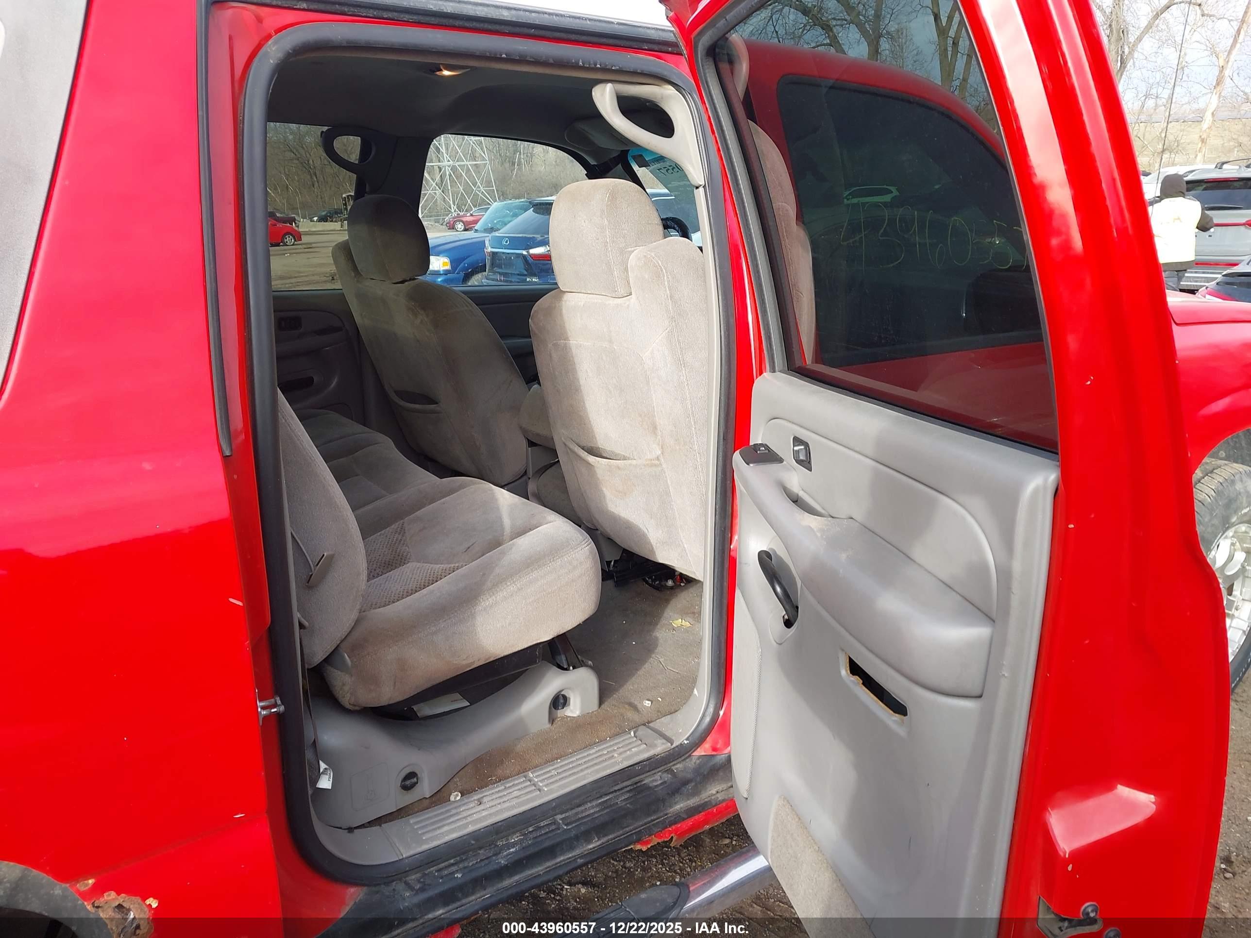 CHEVROLET AVALANCHE image 8