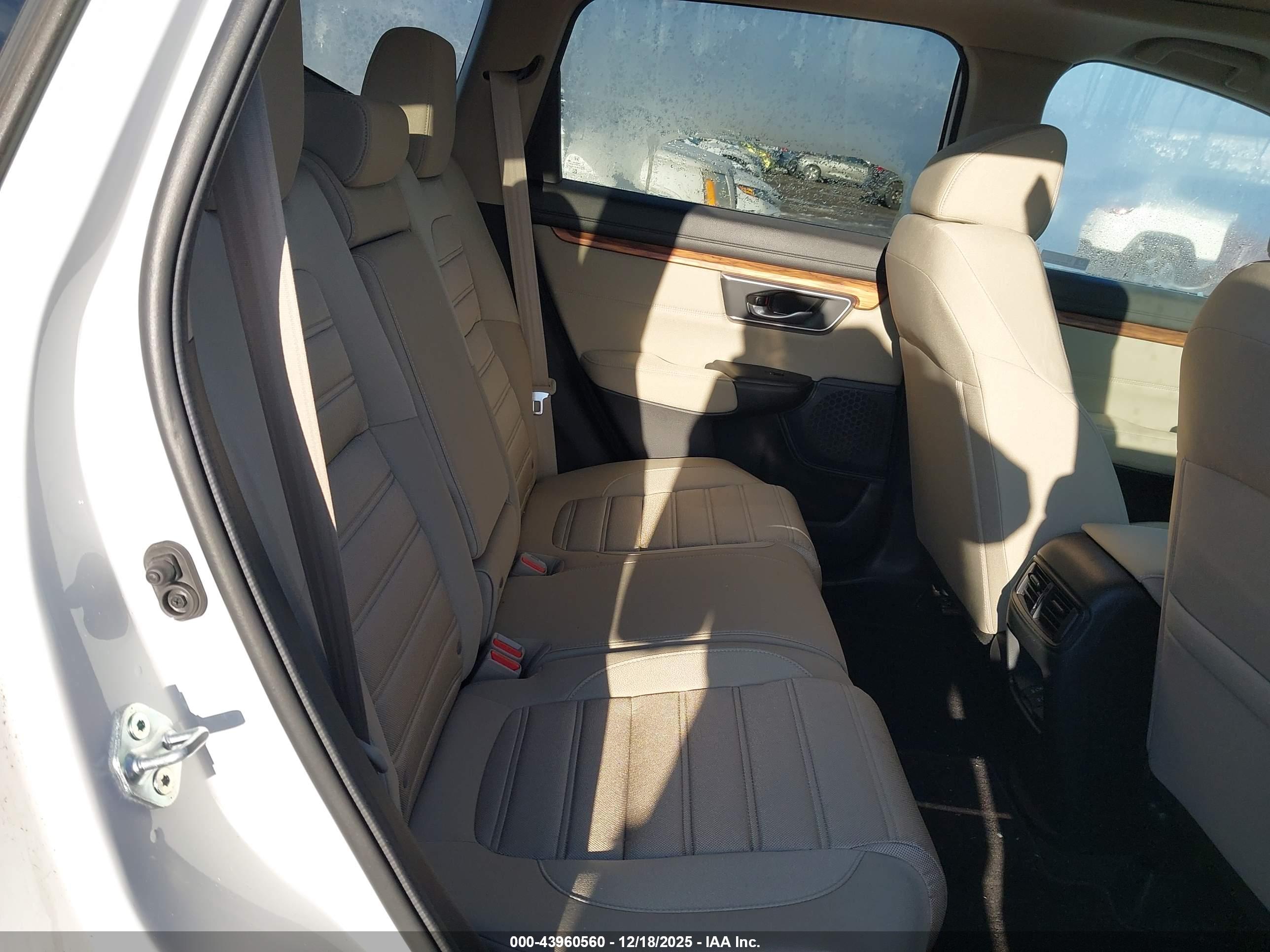 HONDA CR-V image 8