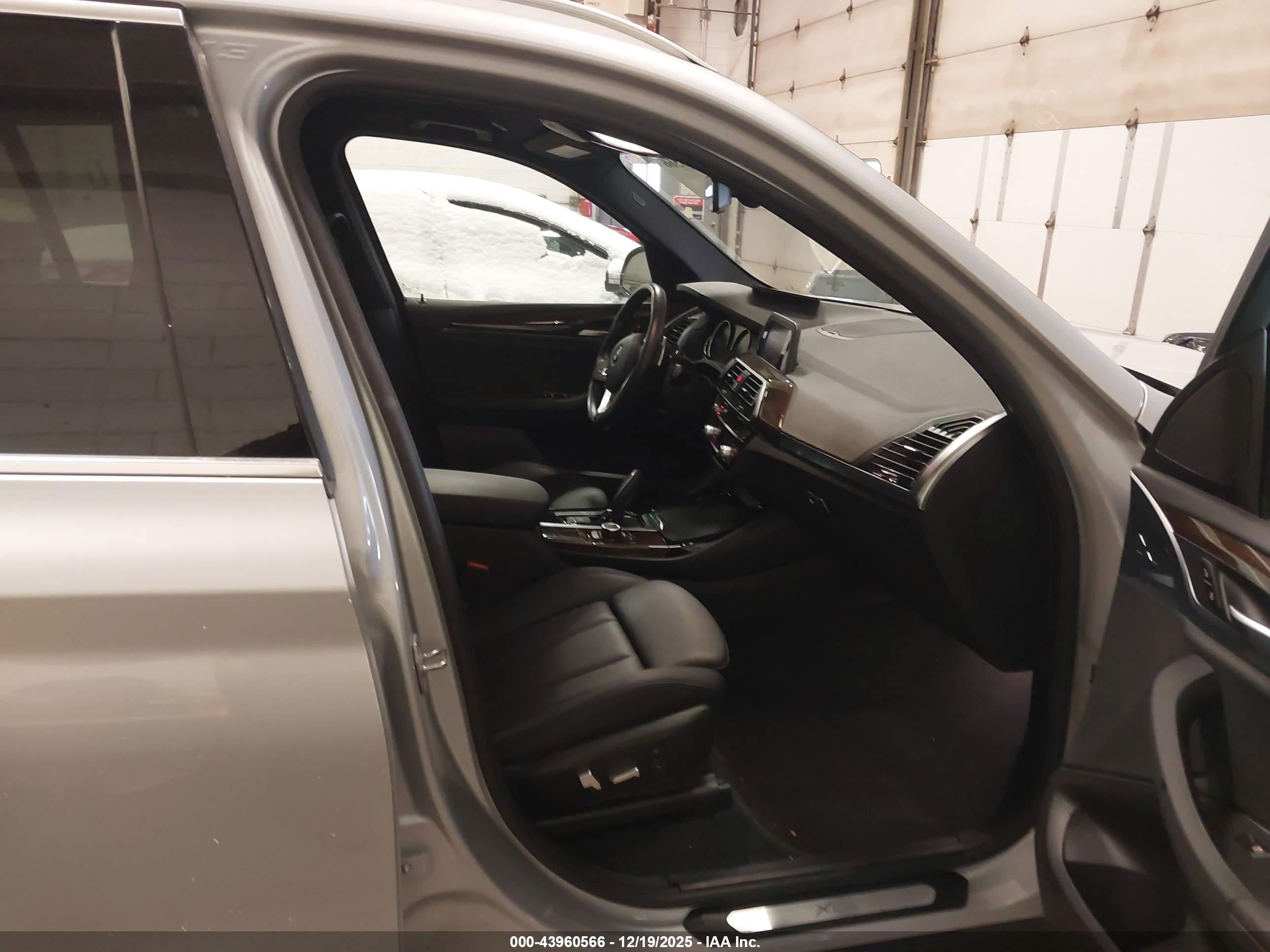 BMW X3 image 5