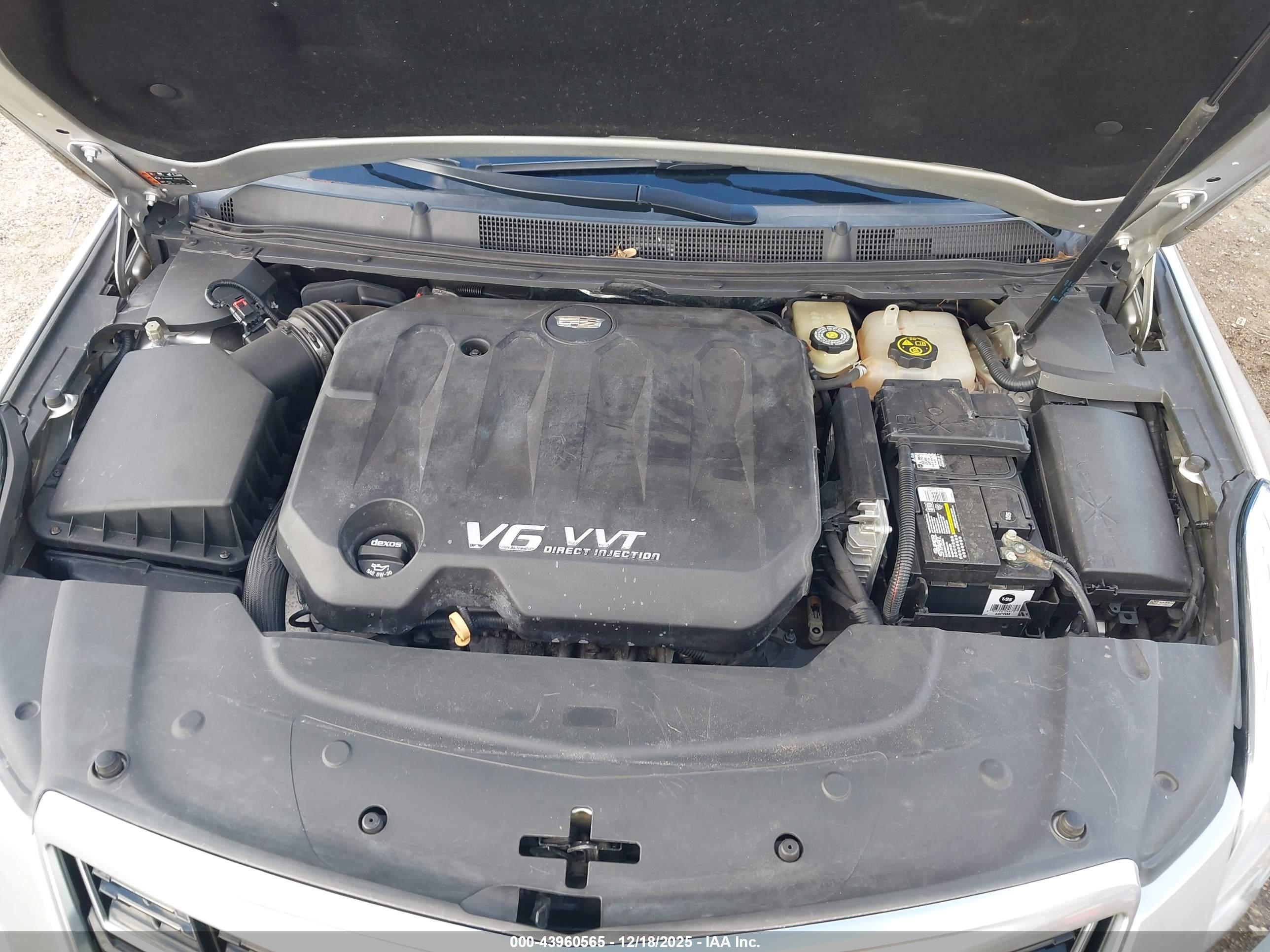 CADILLAC XTS image 10