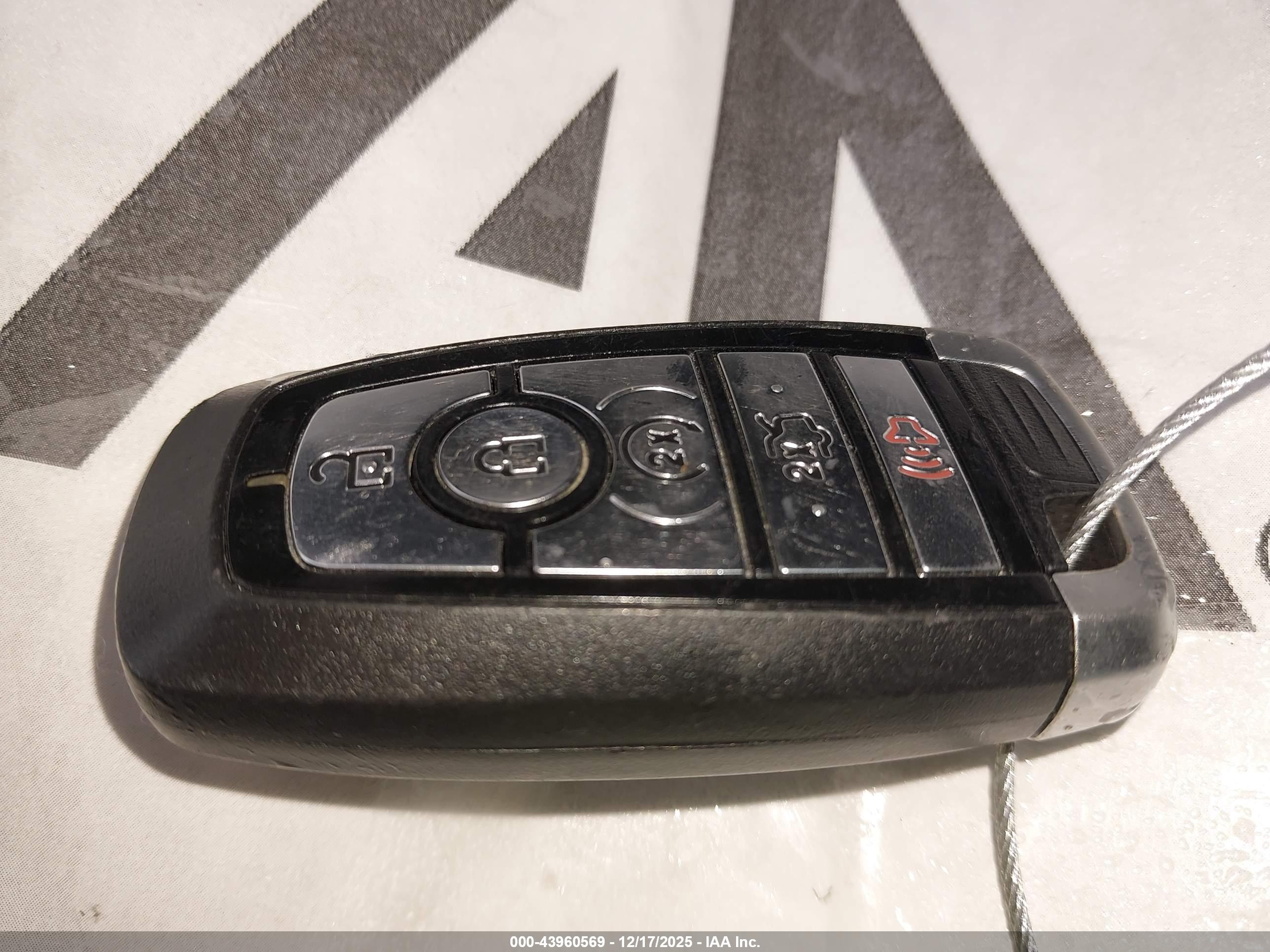 FORD EXPLORER image 11