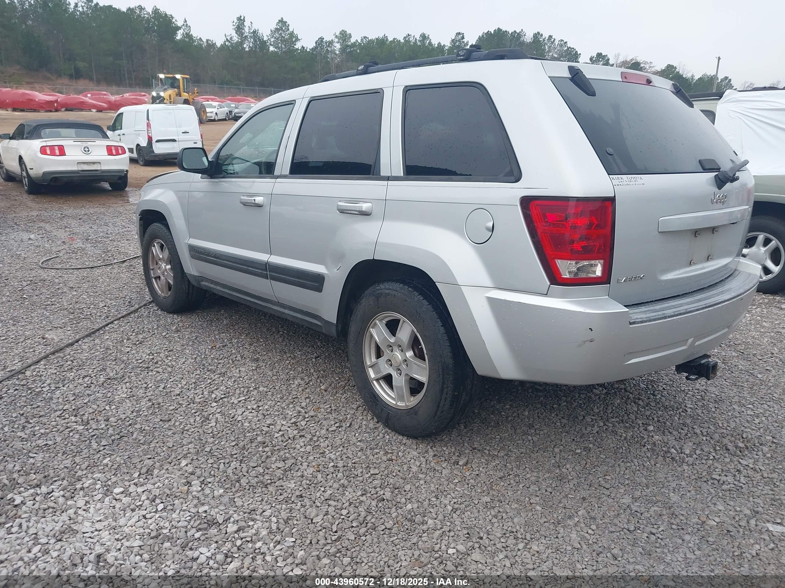 JEEP GRAND image 3
