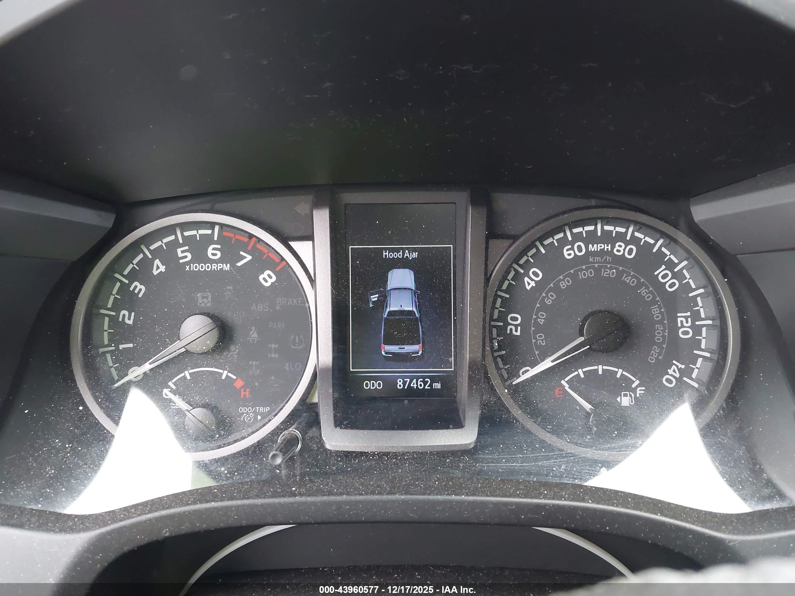TOYOTA TACOMA image 7