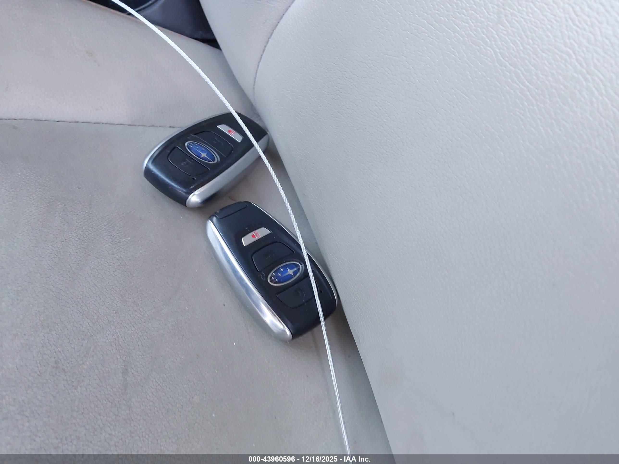 SUBARU CROSSTREK image 11