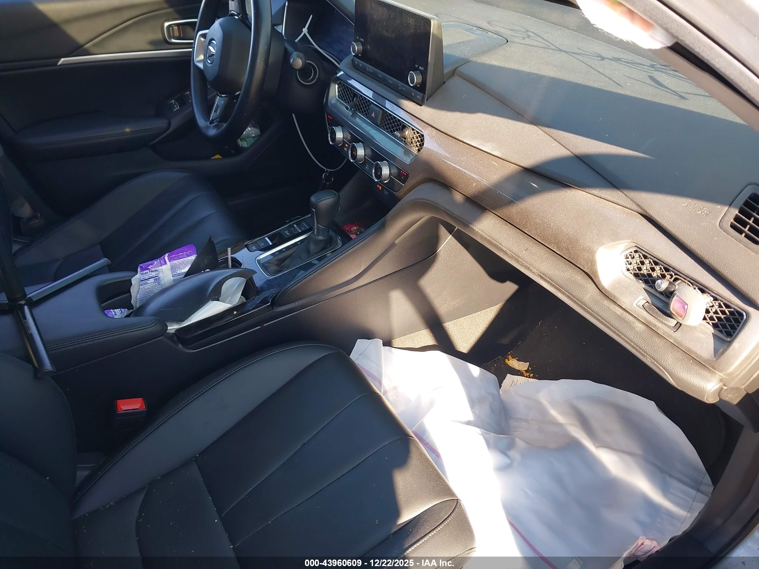 ACURA INTEGRA image 5