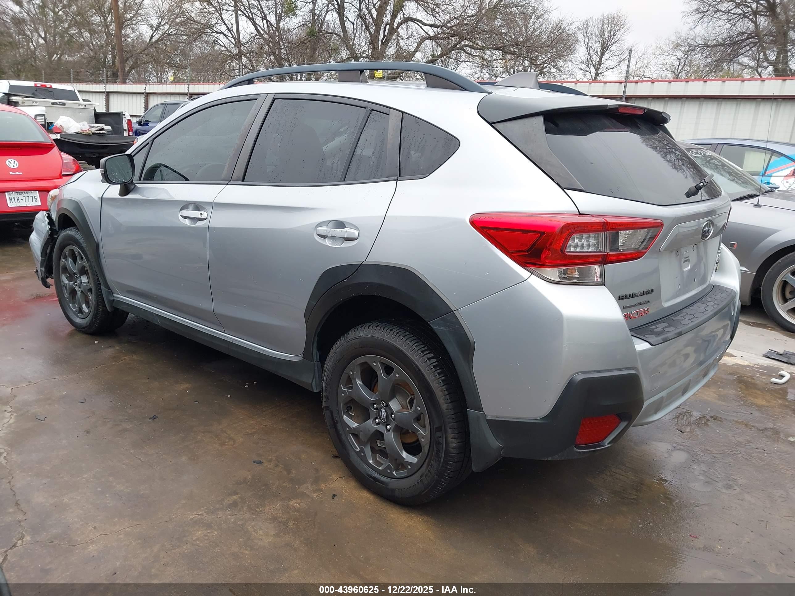 SUBARU CROSSTREK image 3