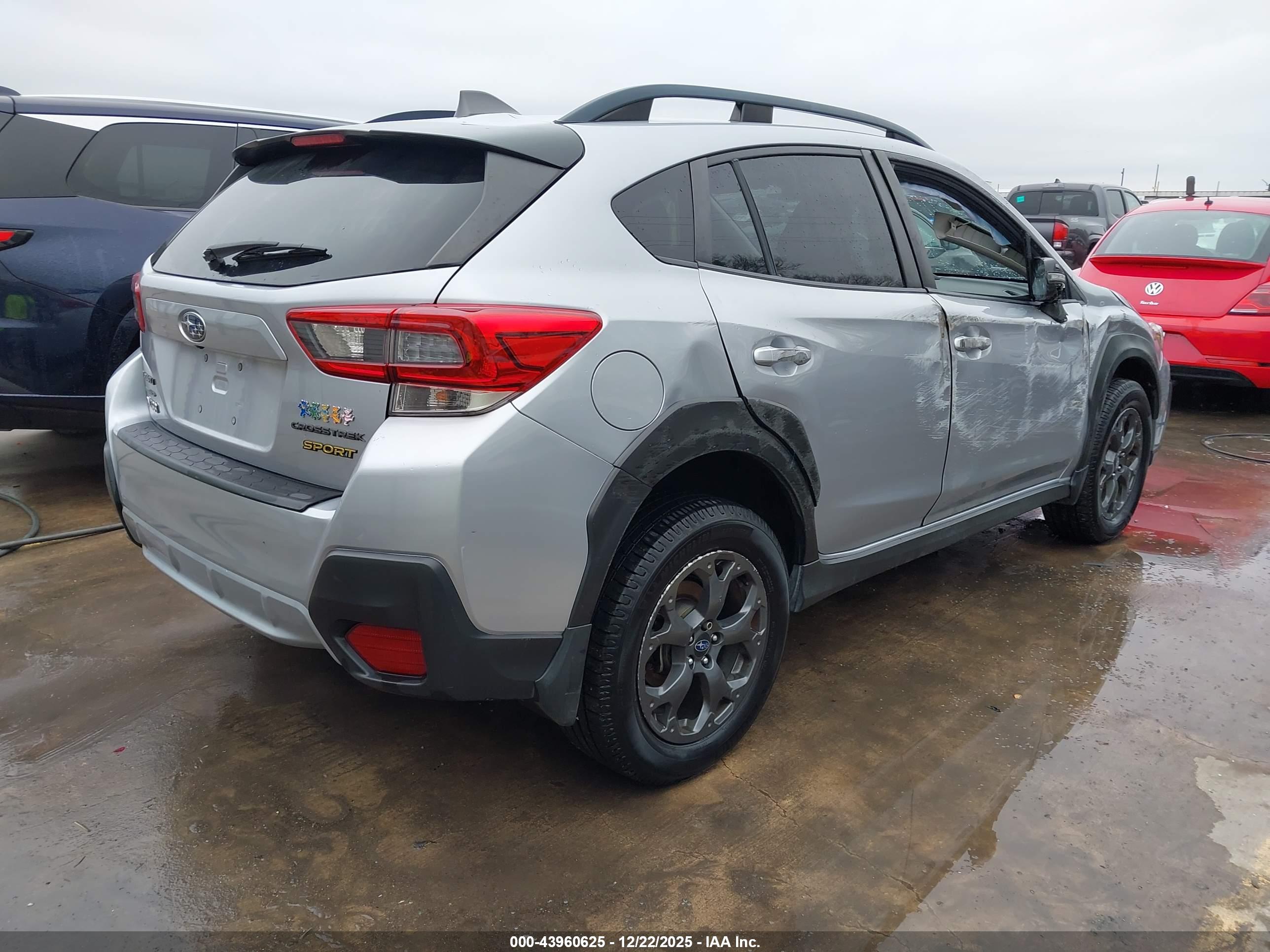 SUBARU CROSSTREK image 4