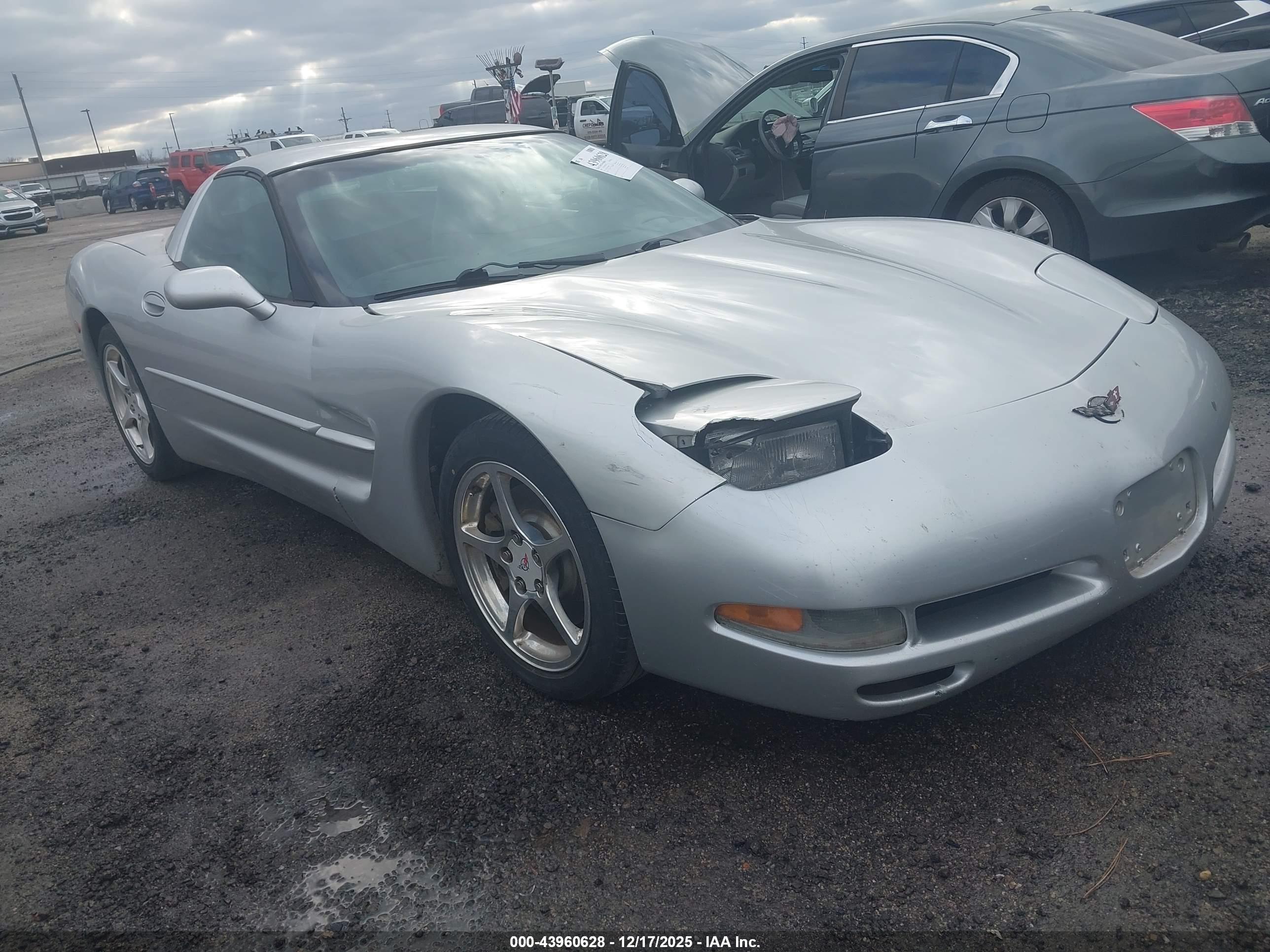 CHEVROLET CORVETTE image 6
