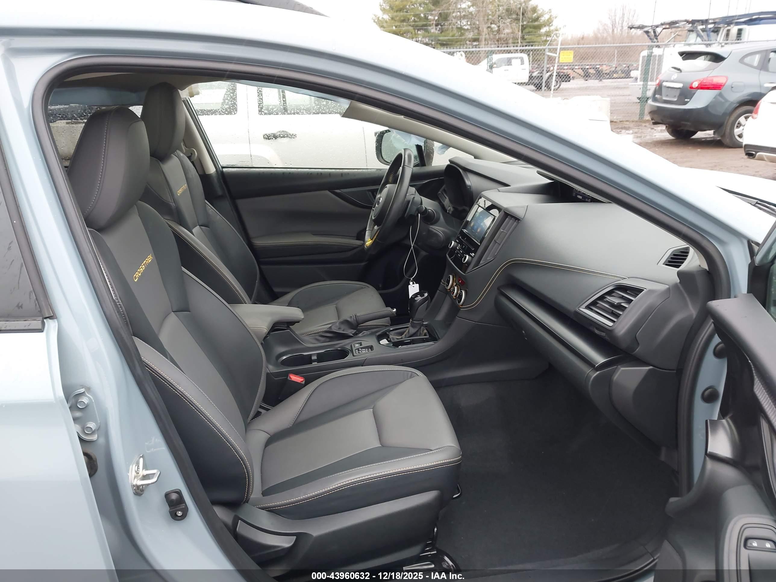 SUBARU CROSSTREK image 5