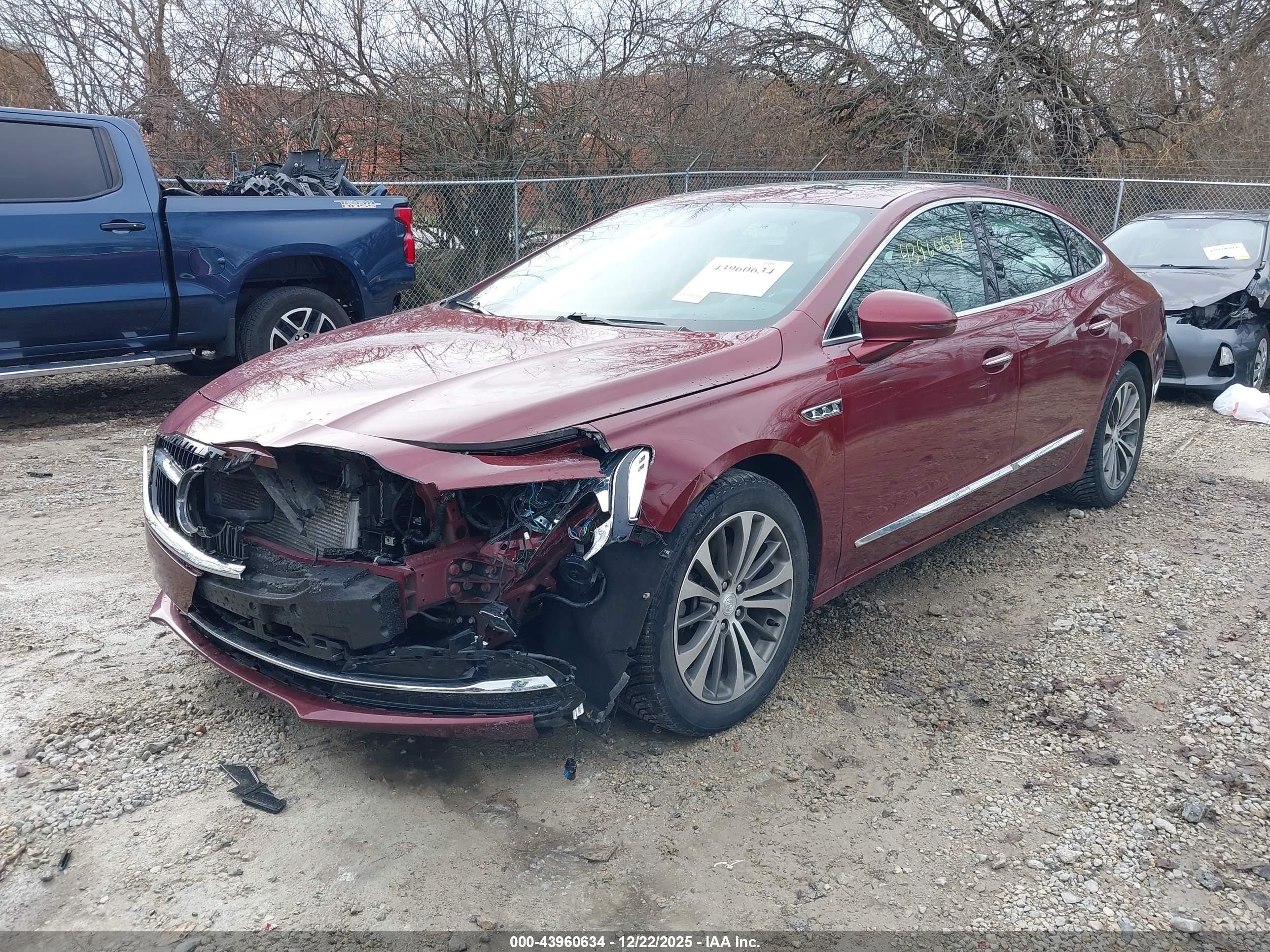 BUICK LACROSSE image 2