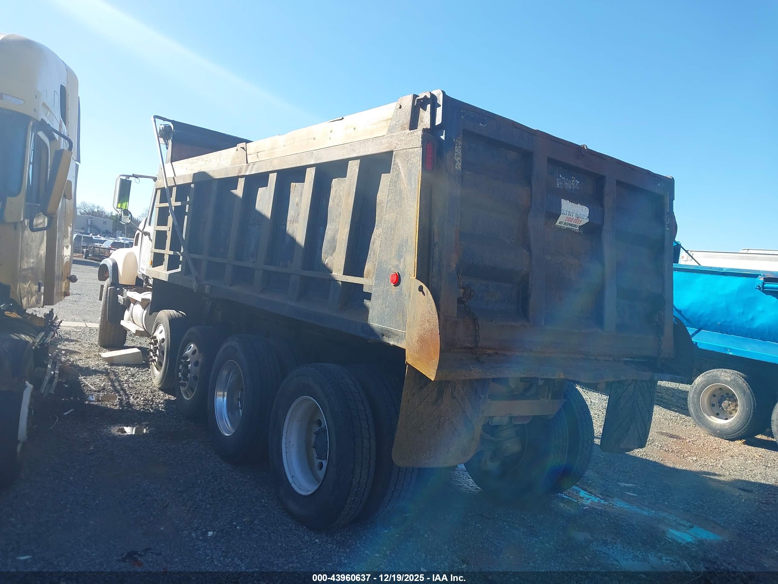 MACK 700 image 3