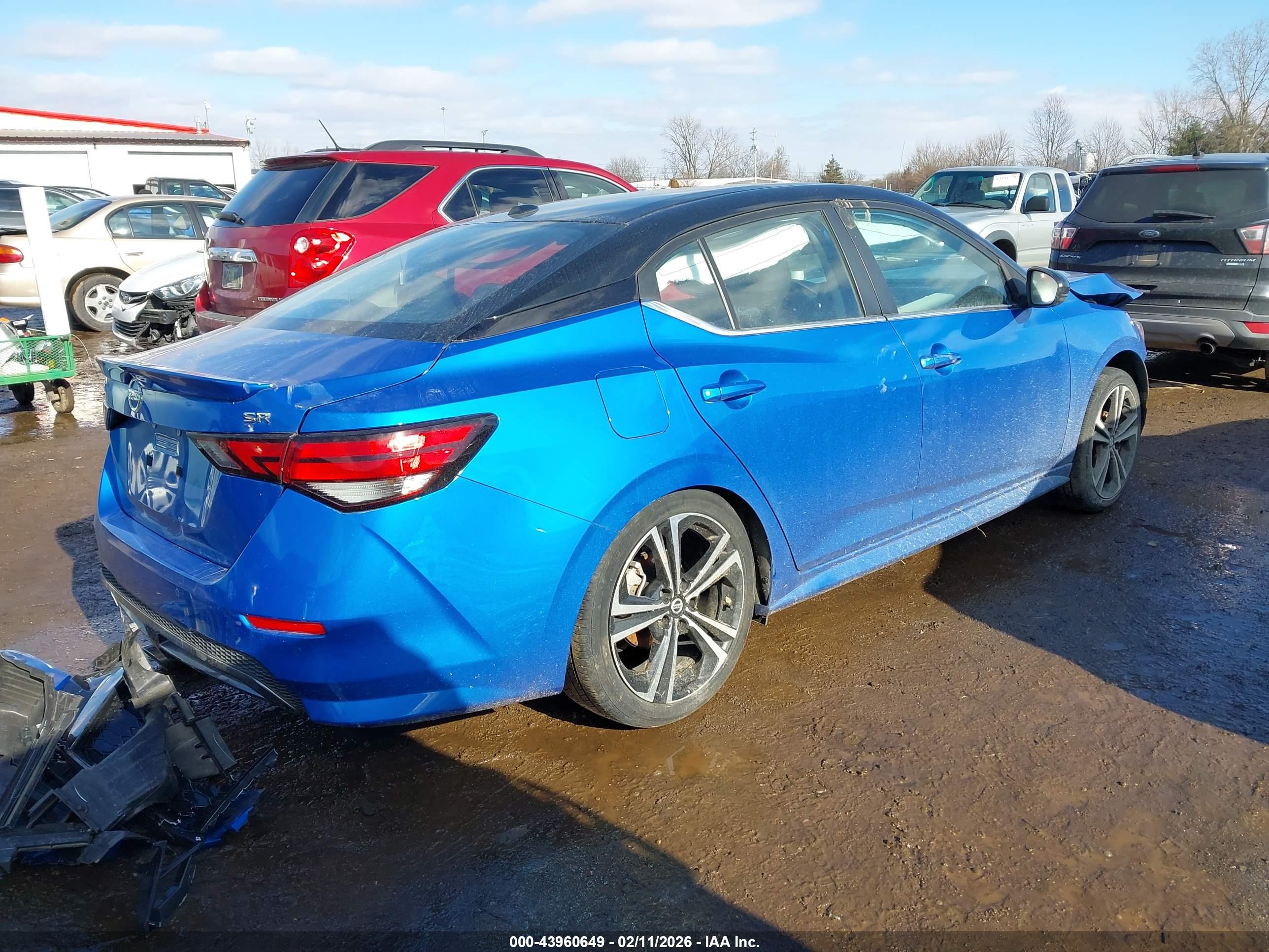 NISSAN SENTRA image 4