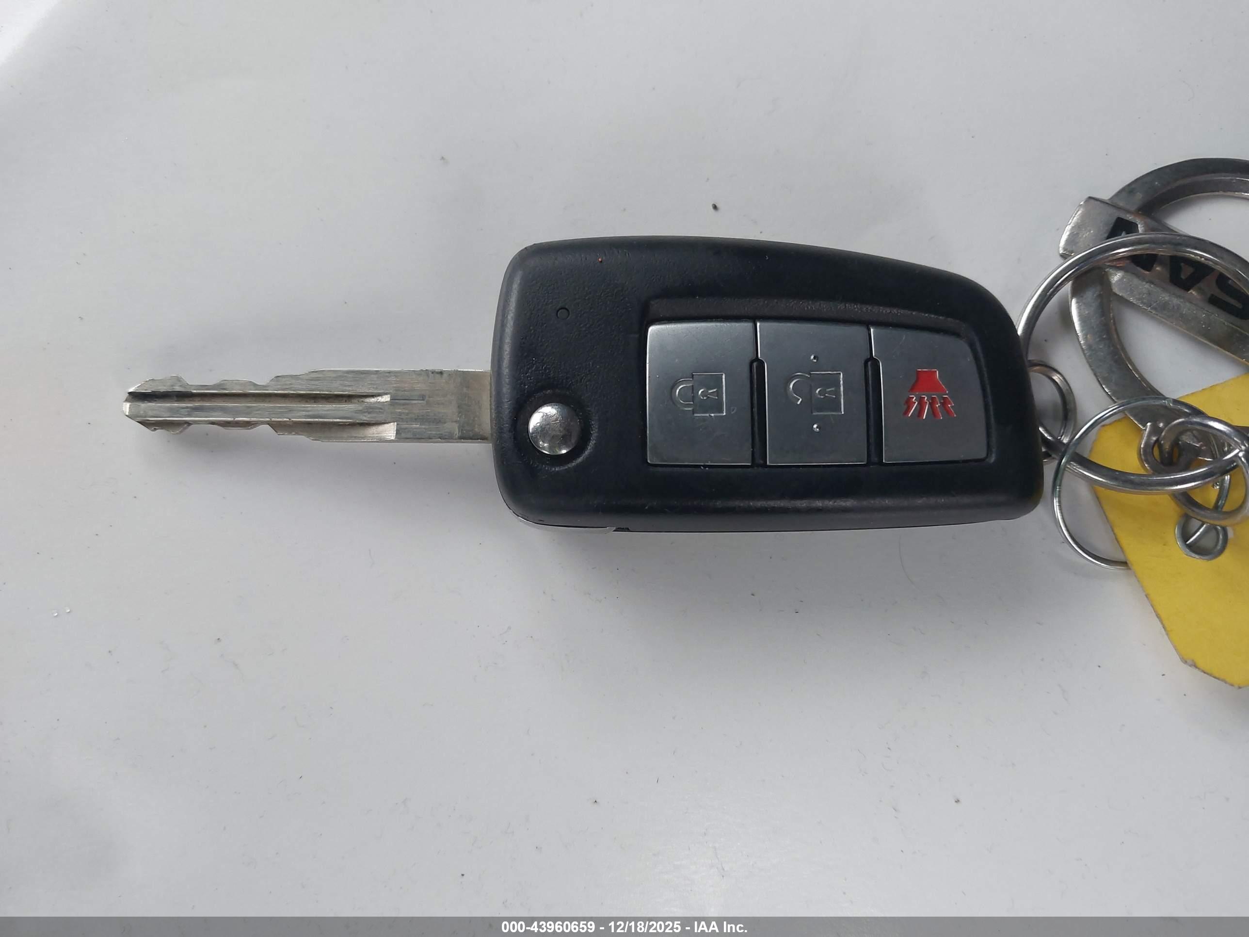NISSAN ROGUE image 11