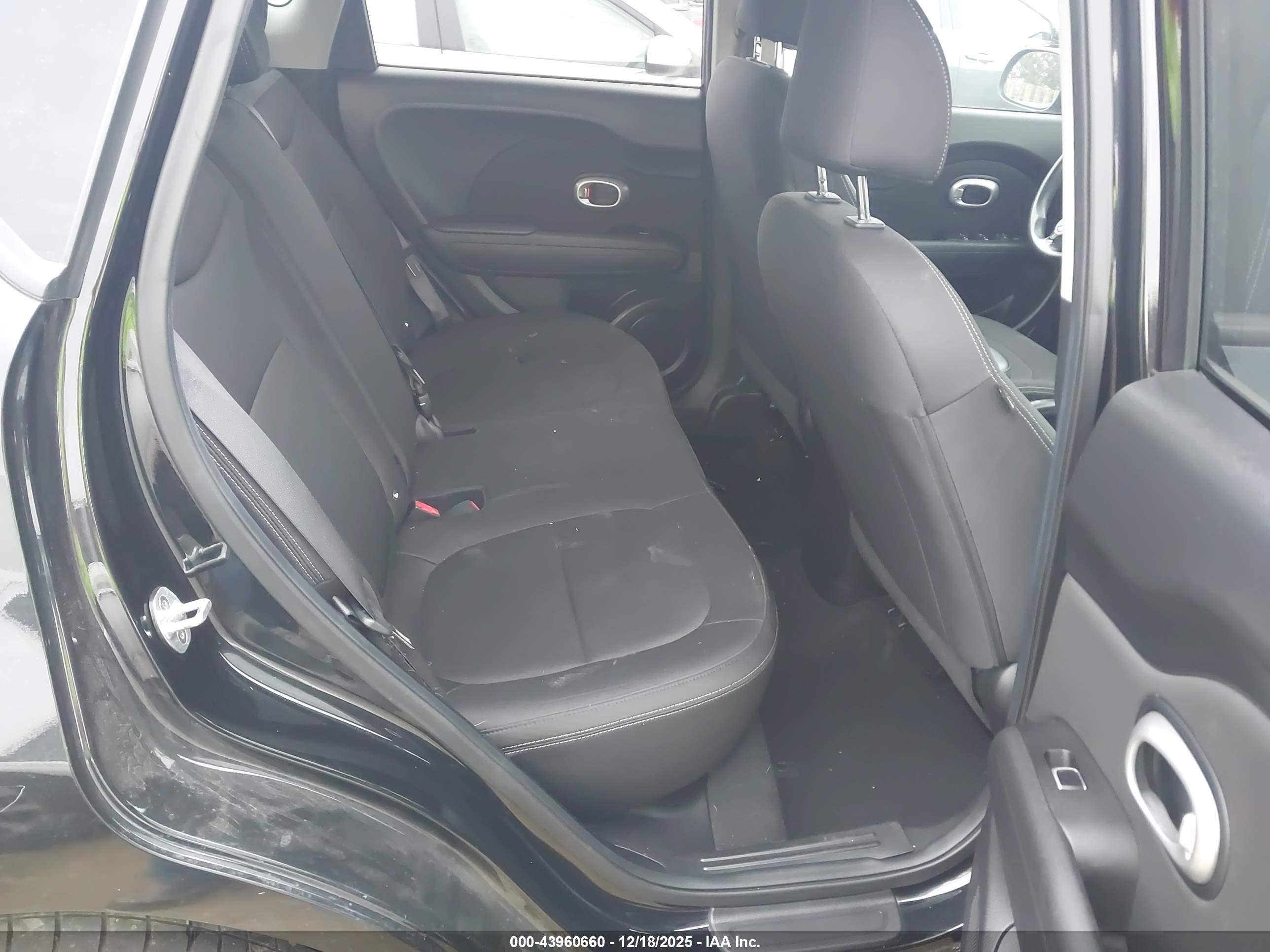 KIA SOUL image 8
