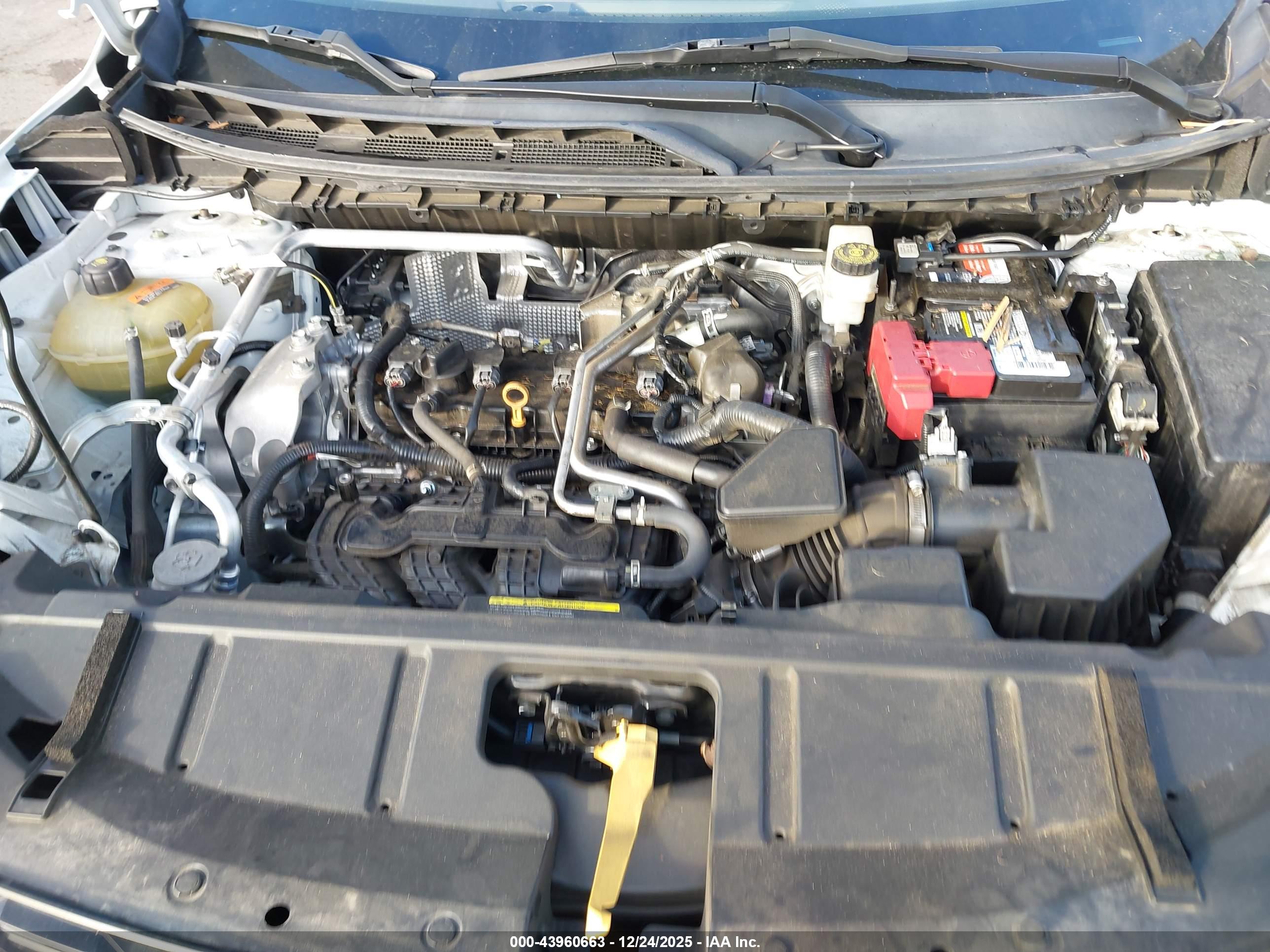 NISSAN ROGUE image 10