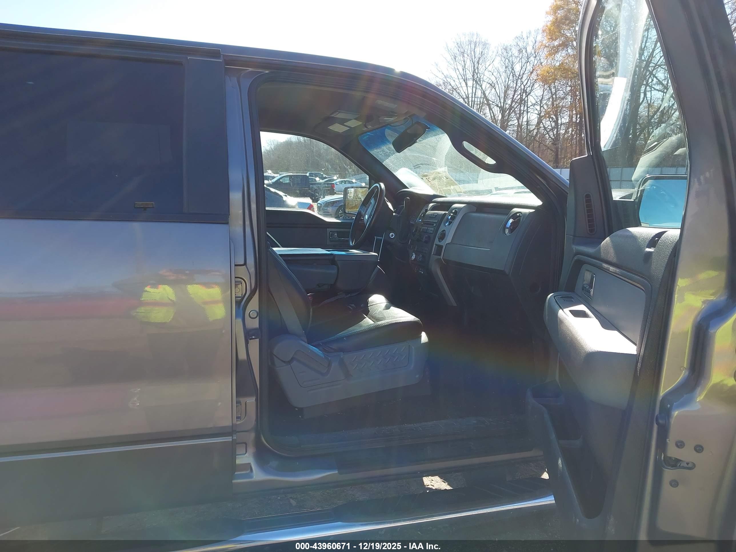 FORD F-150 image 5