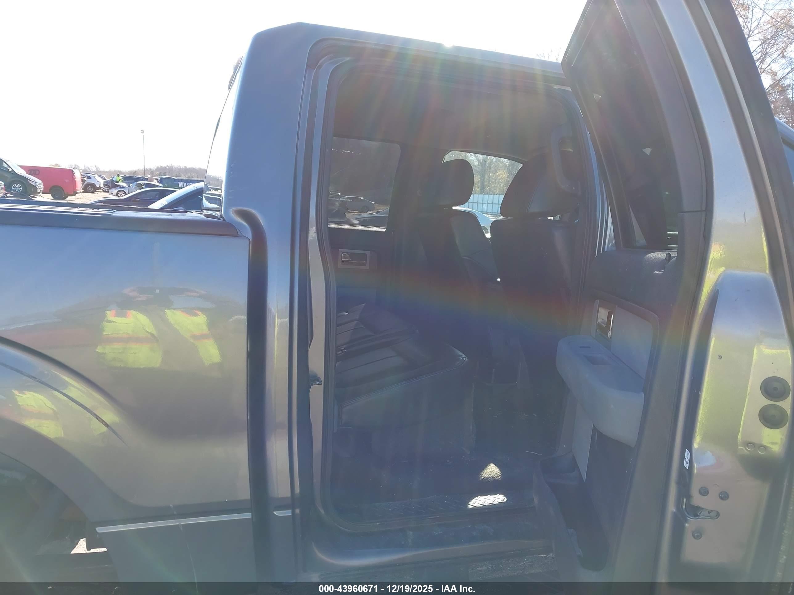FORD F-150 image 8