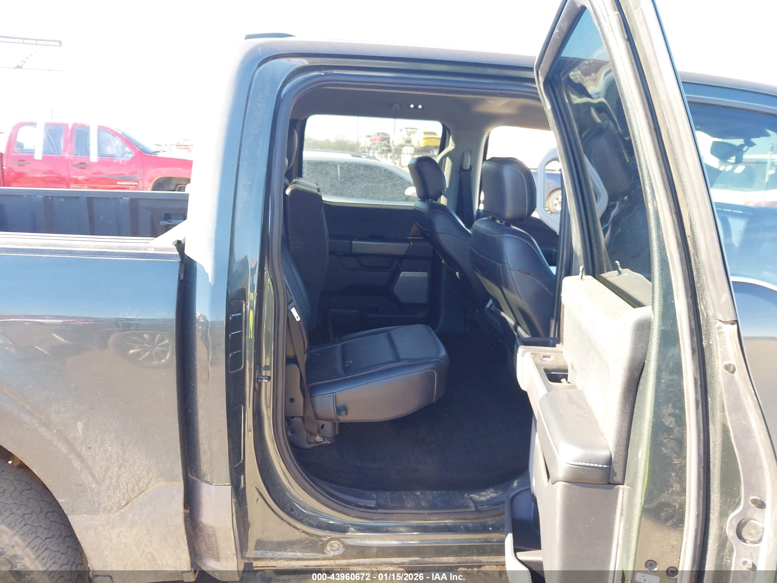 FORD F-150 image 8