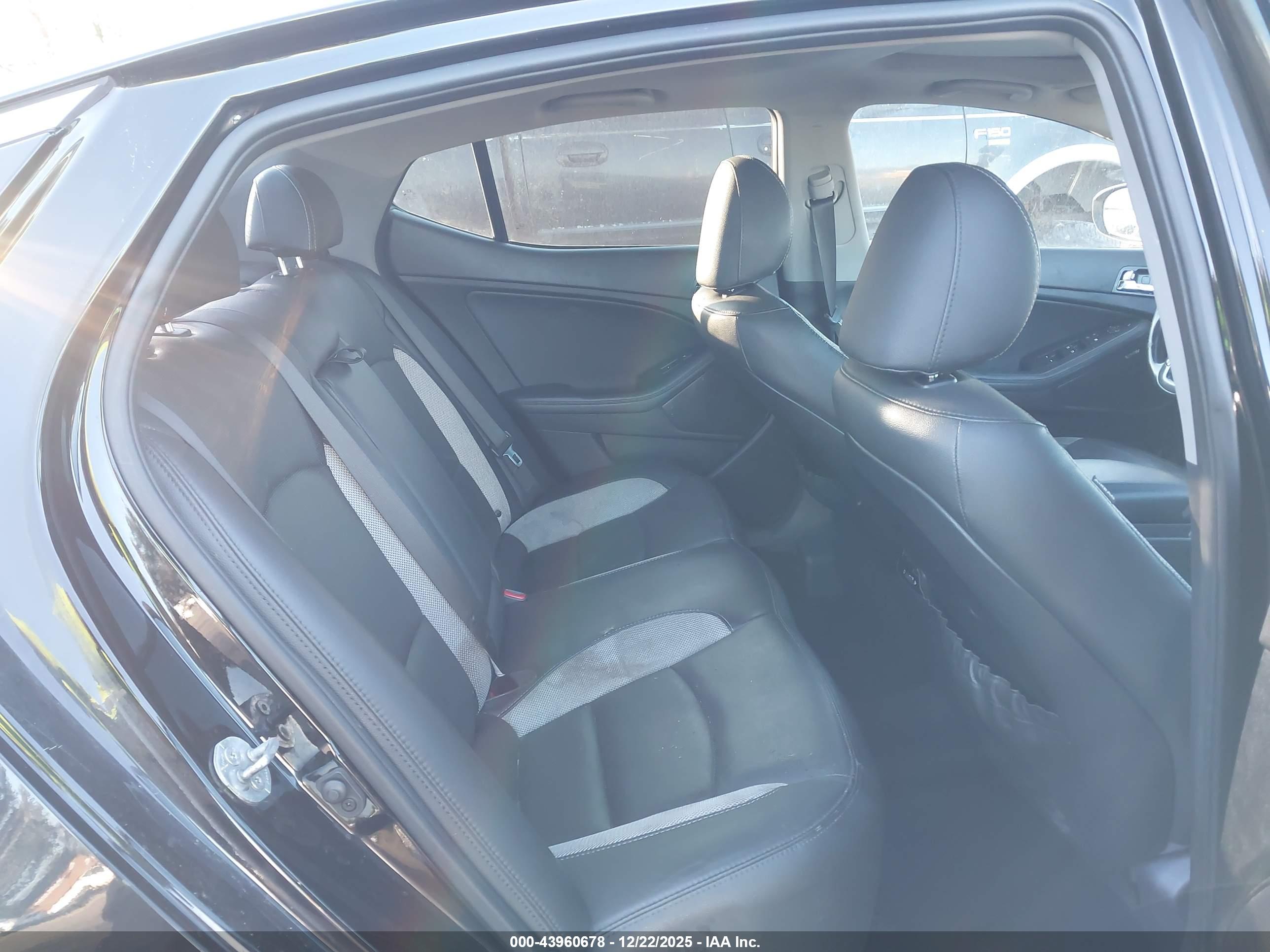 KIA OPTIMA image 8
