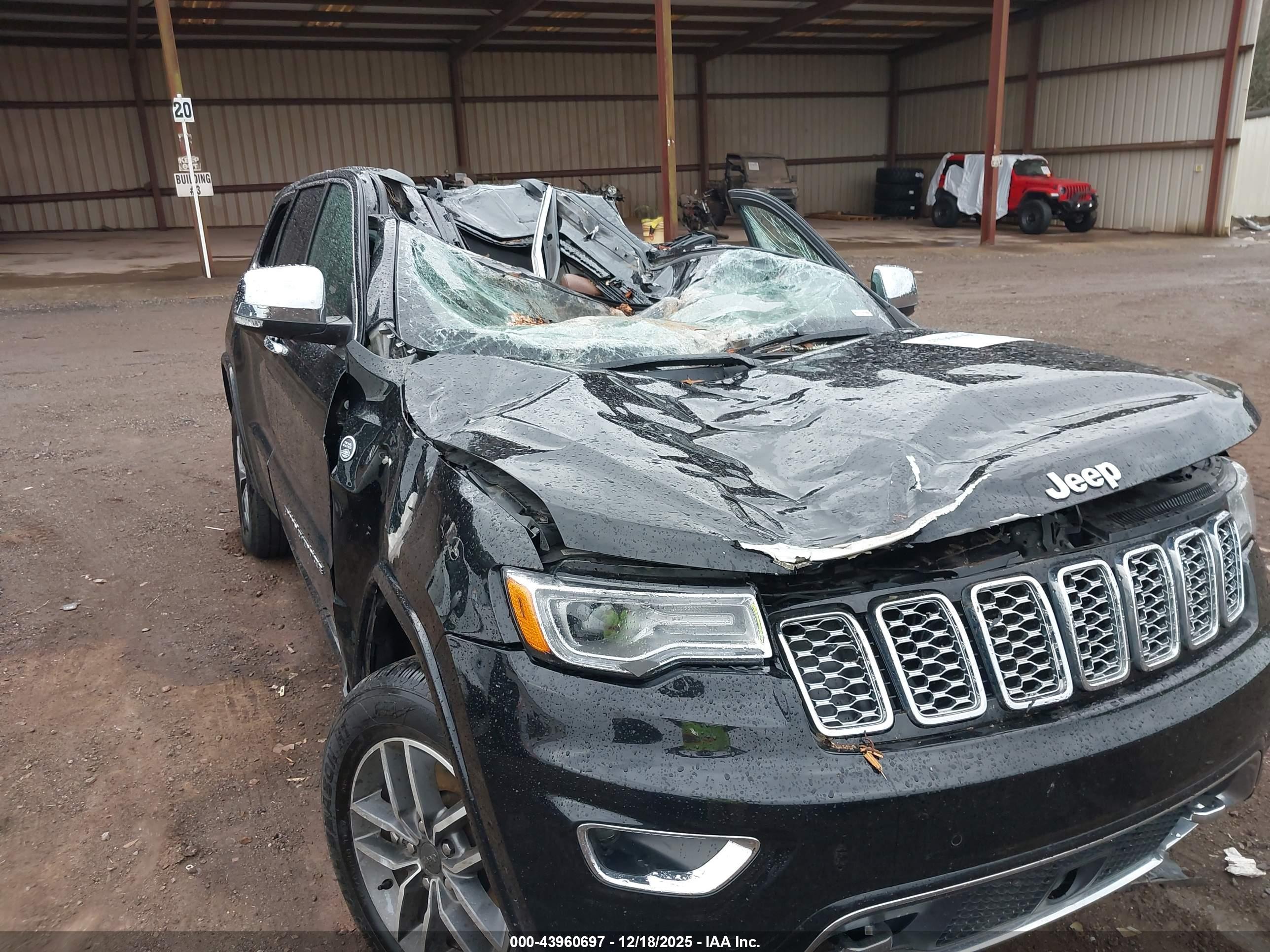 JEEP GRAND image 6