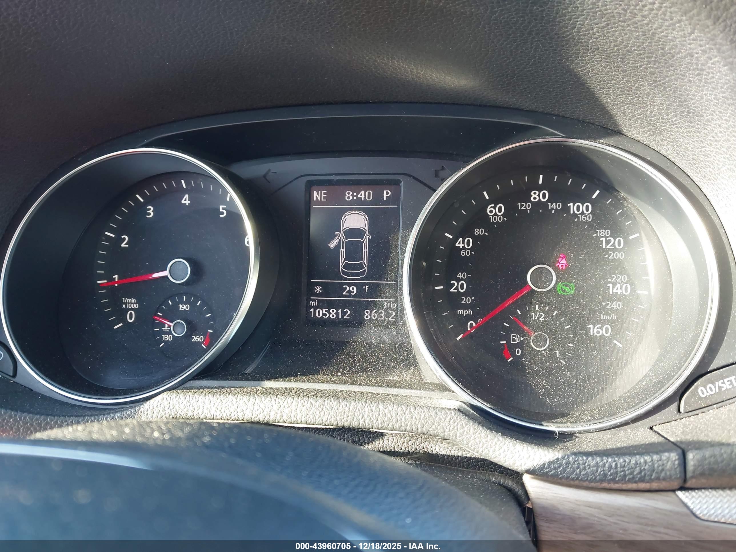 VOLKSWAGEN PASSAT image 7