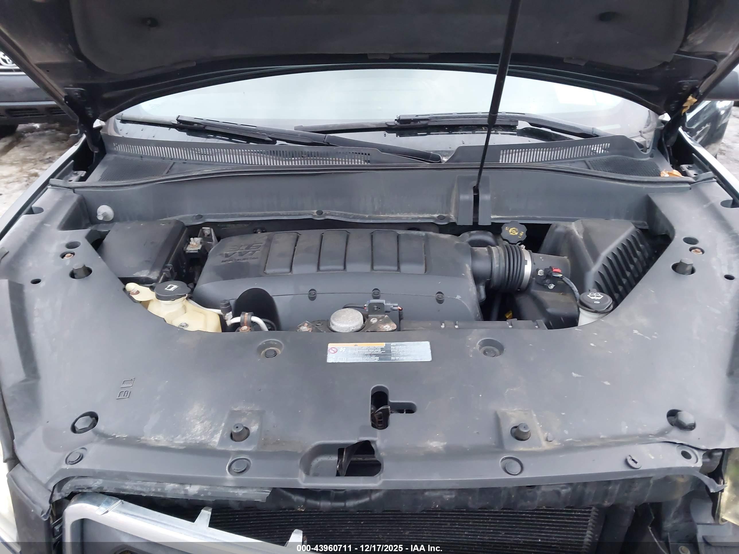 GMC ACADIA image 10