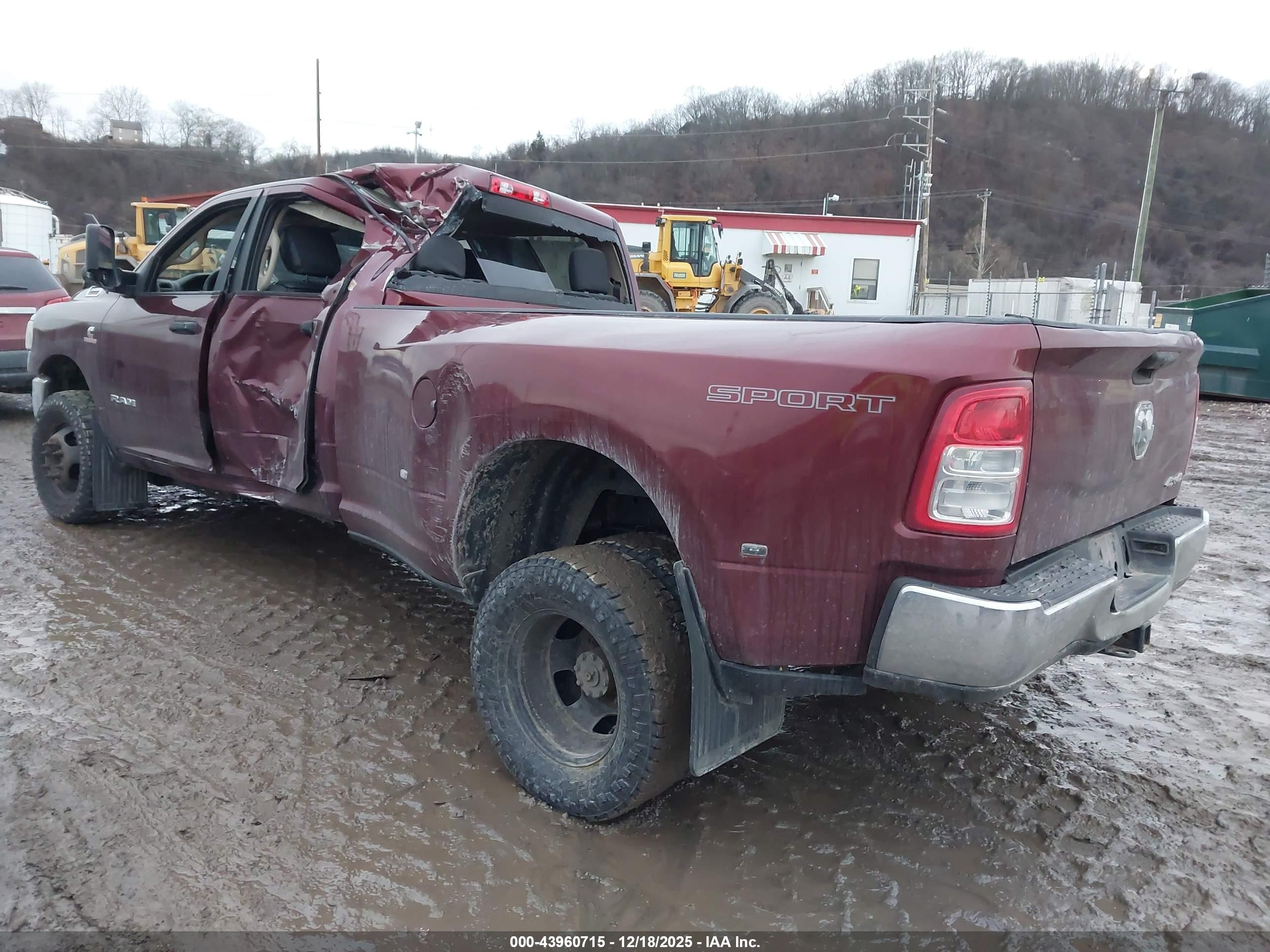 RAM 3500 image 3