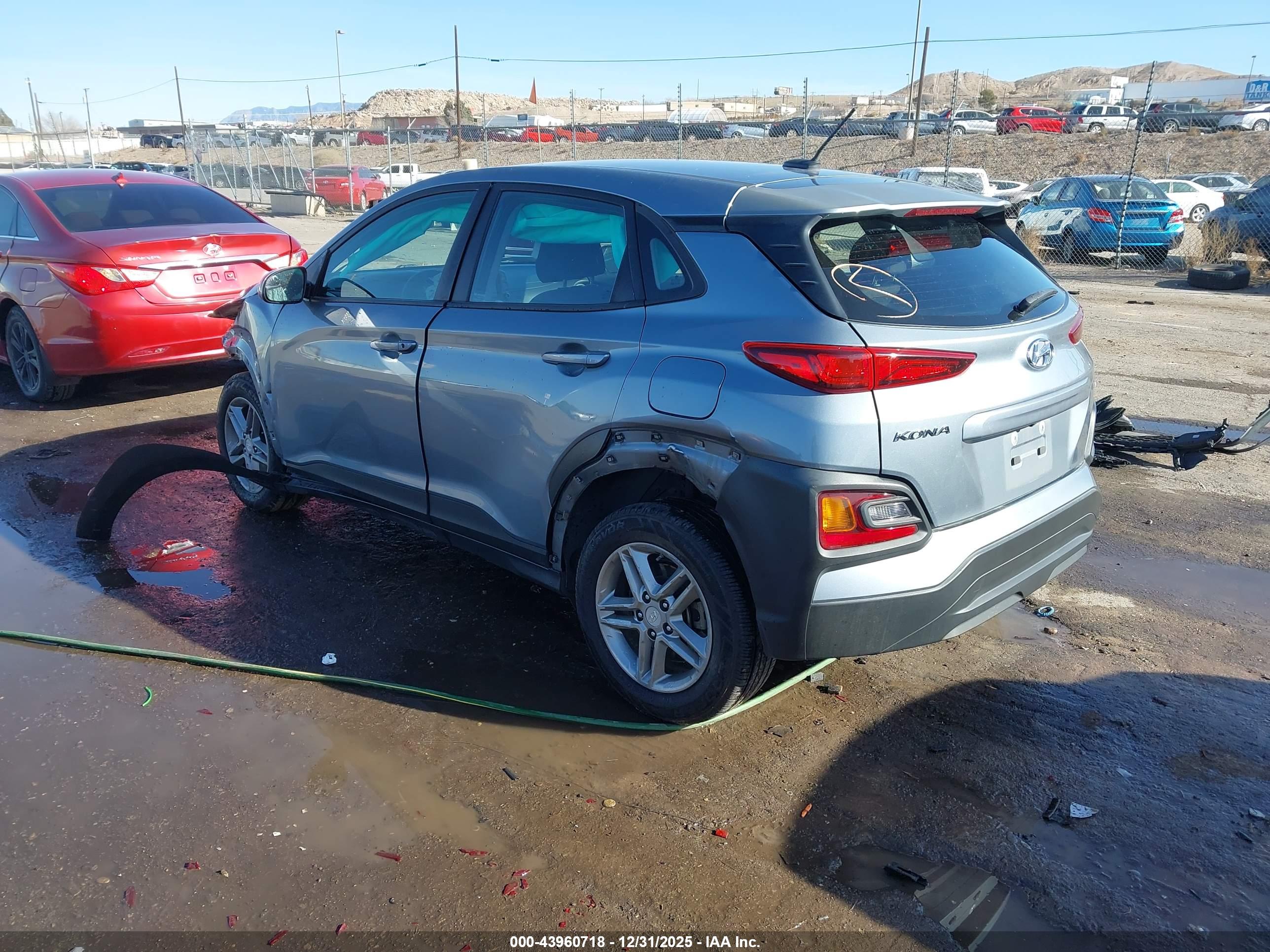 HYUNDAI KONA image 3