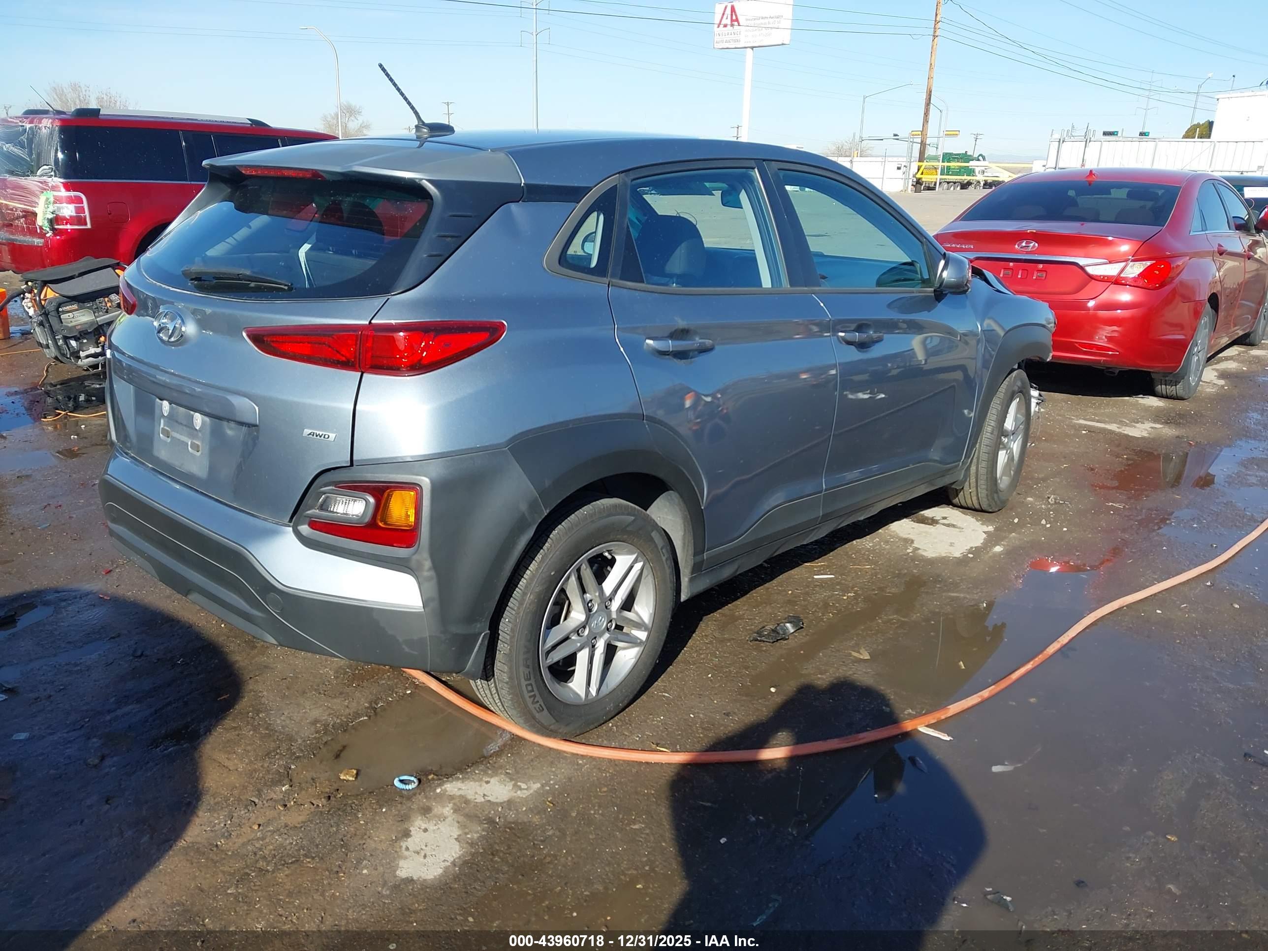 HYUNDAI KONA image 4