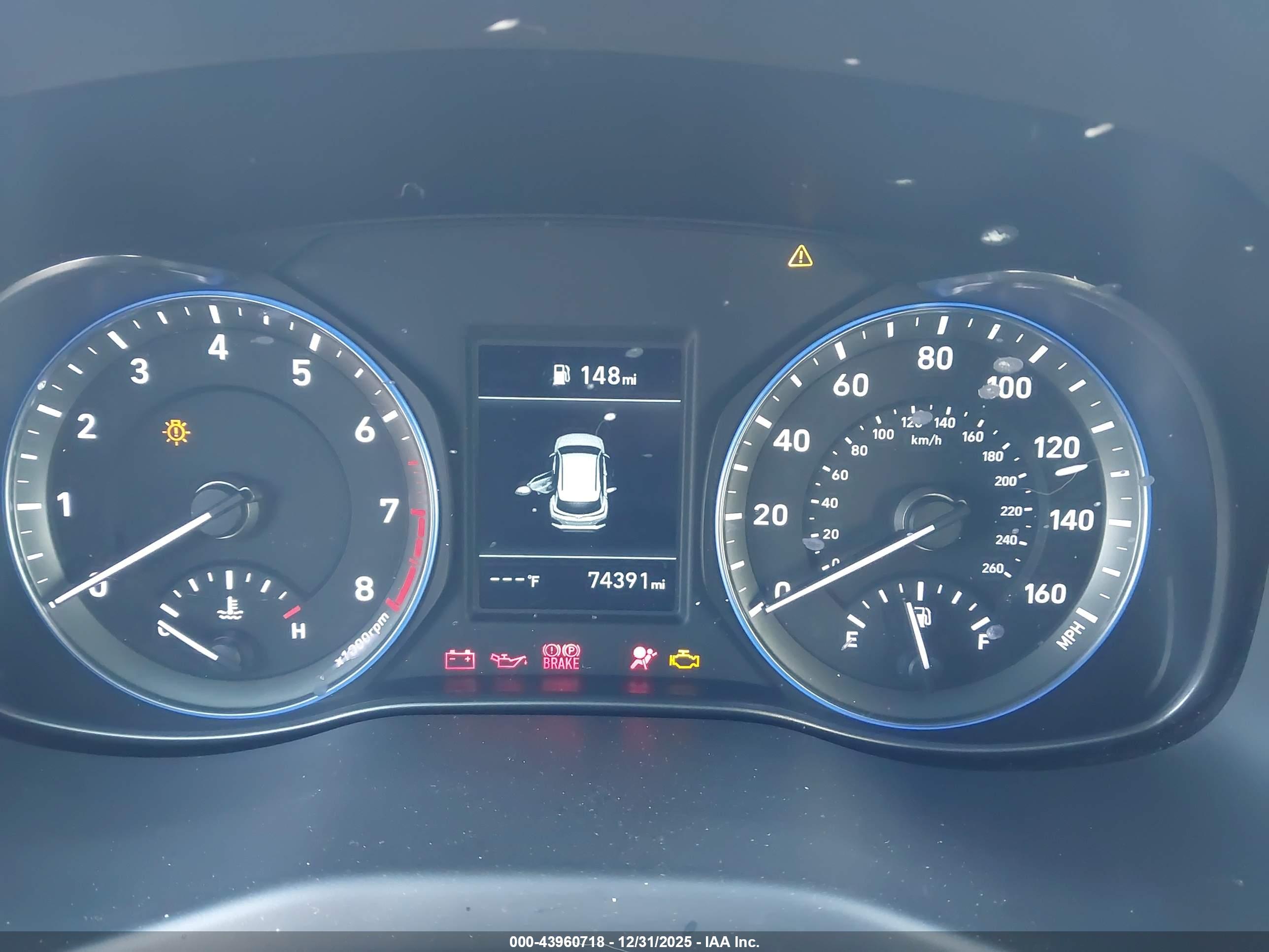 HYUNDAI KONA image 7