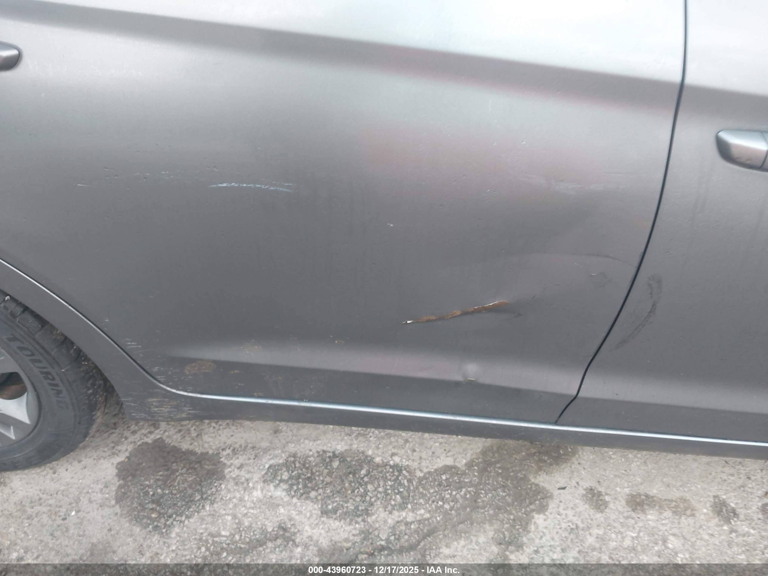 HYUNDAI ELANTRA image 6