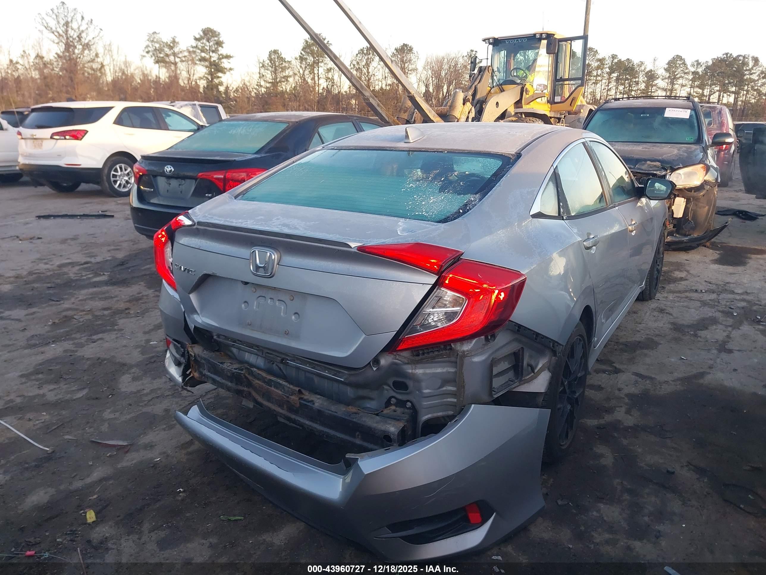 HONDA CIVIC image 4