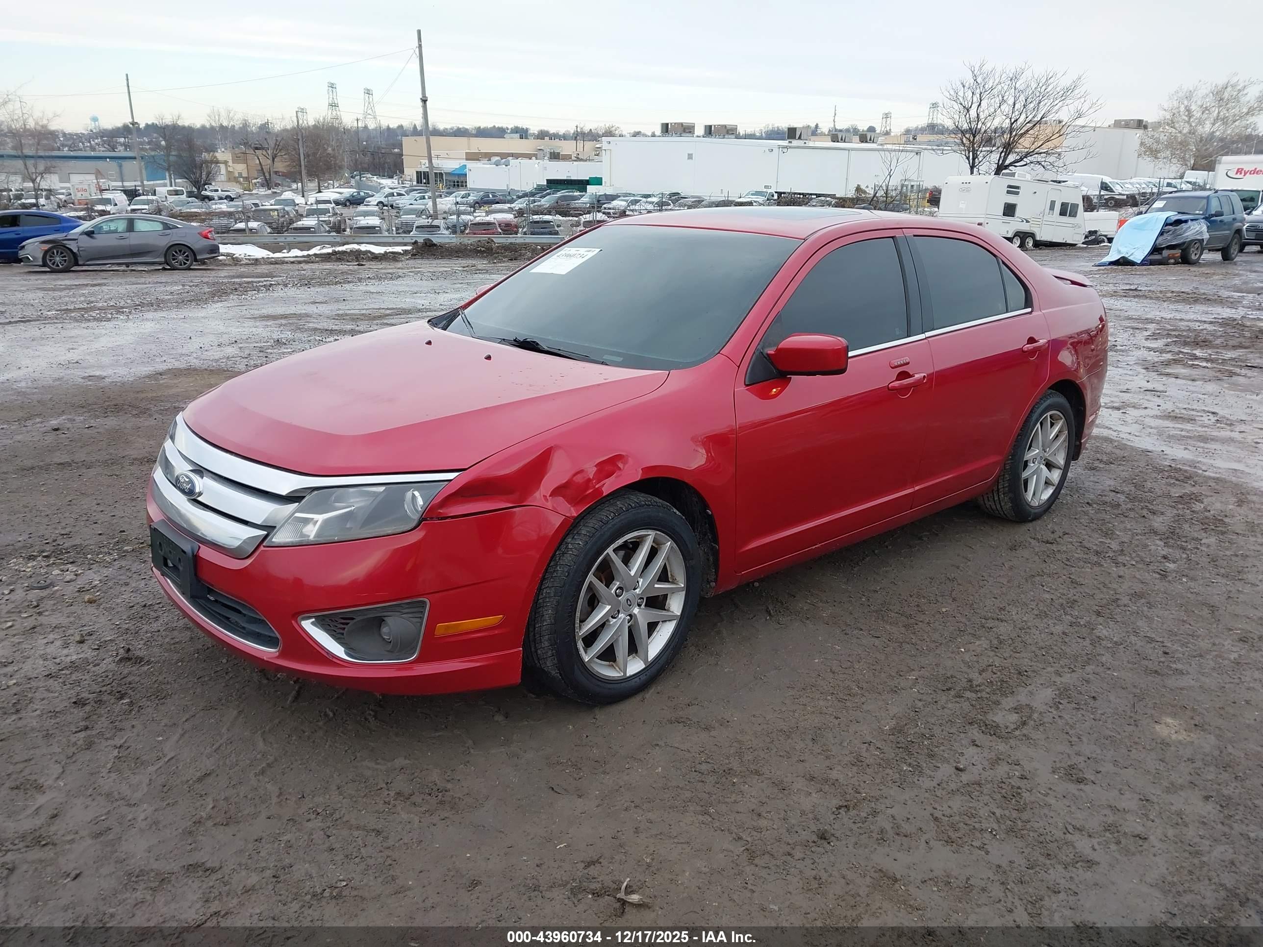 FORD FUSION image 2