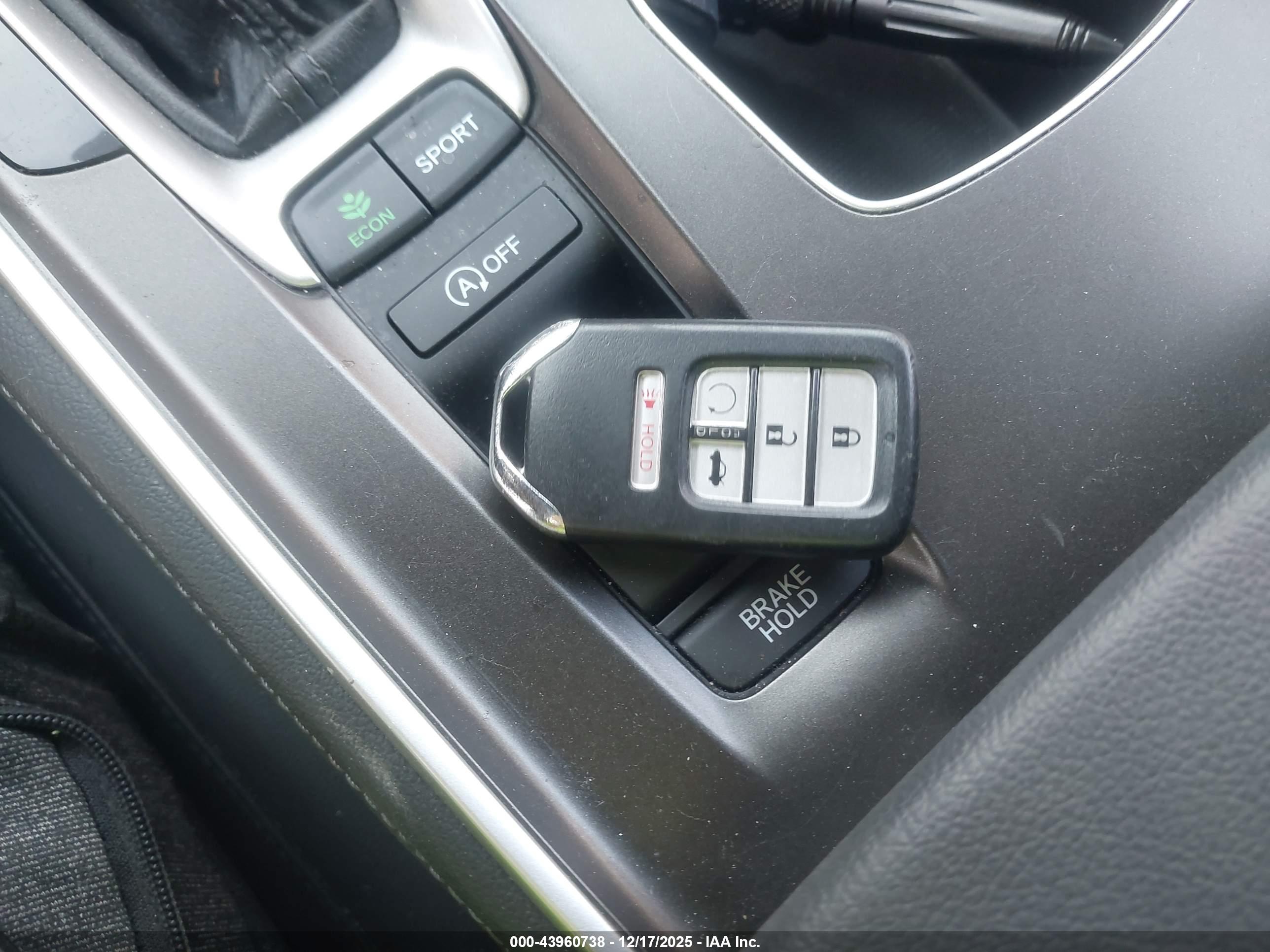 HONDA ACCORD image 11