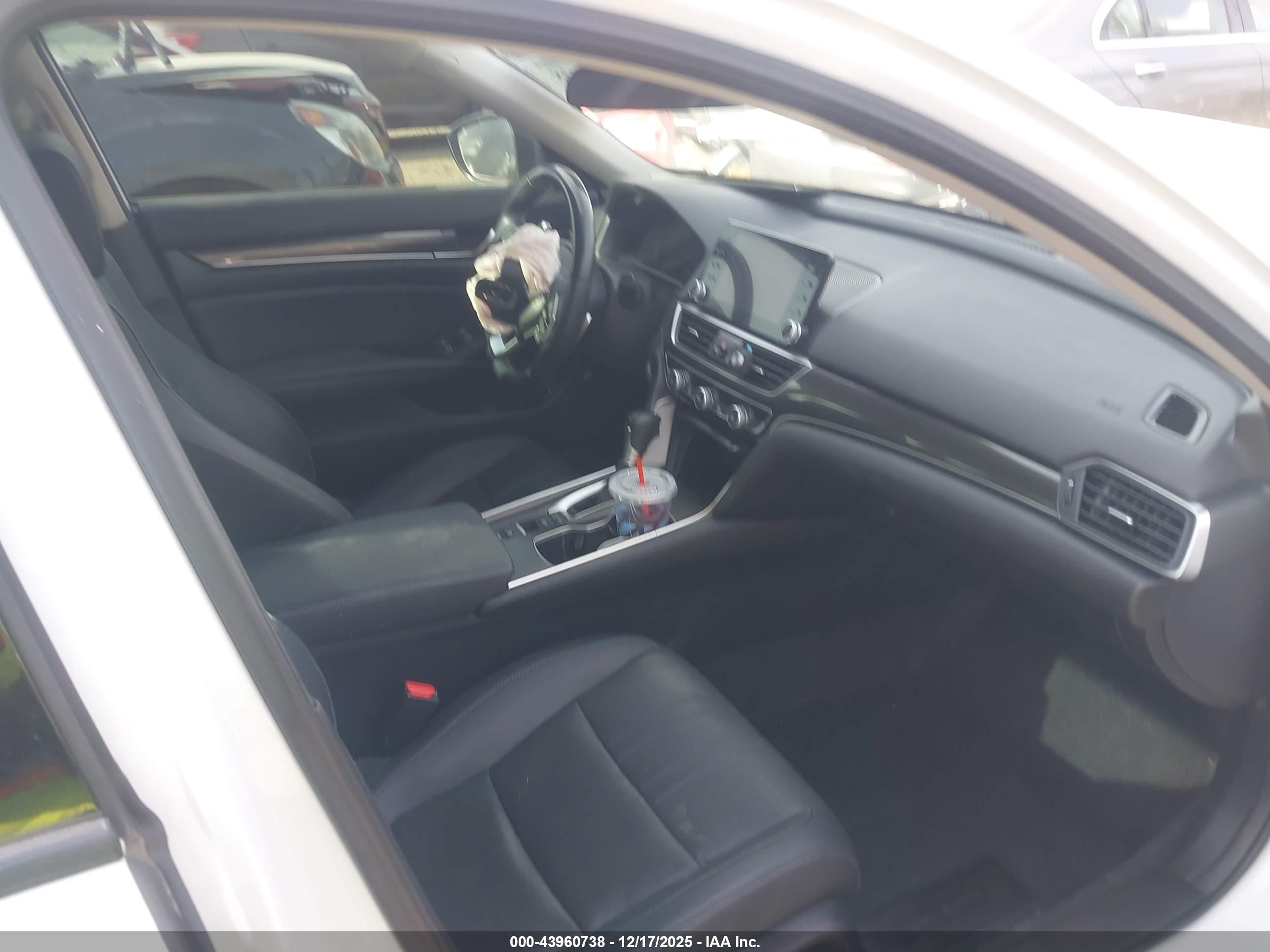 HONDA ACCORD image 5