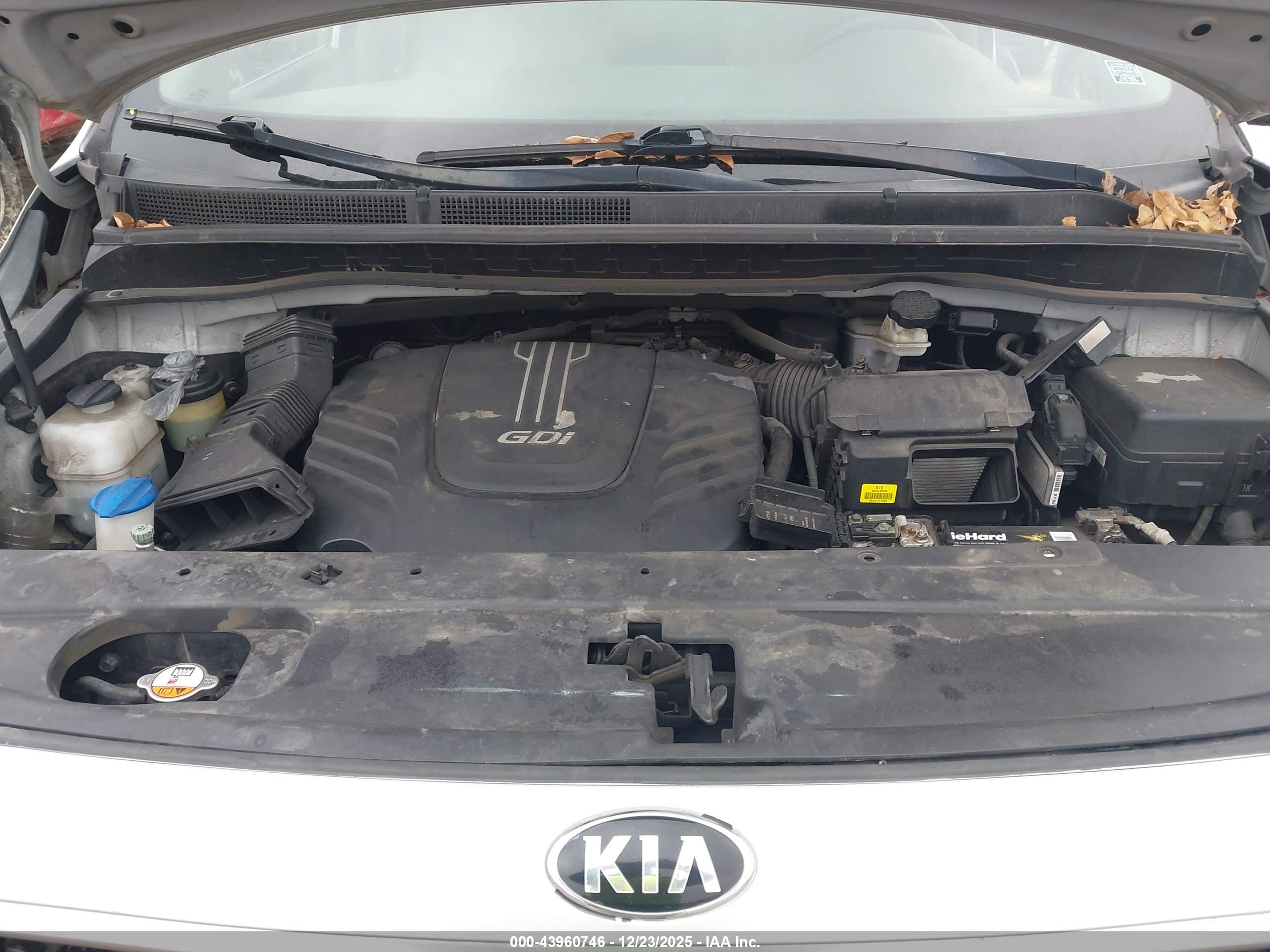 KIA SEDONA image 10