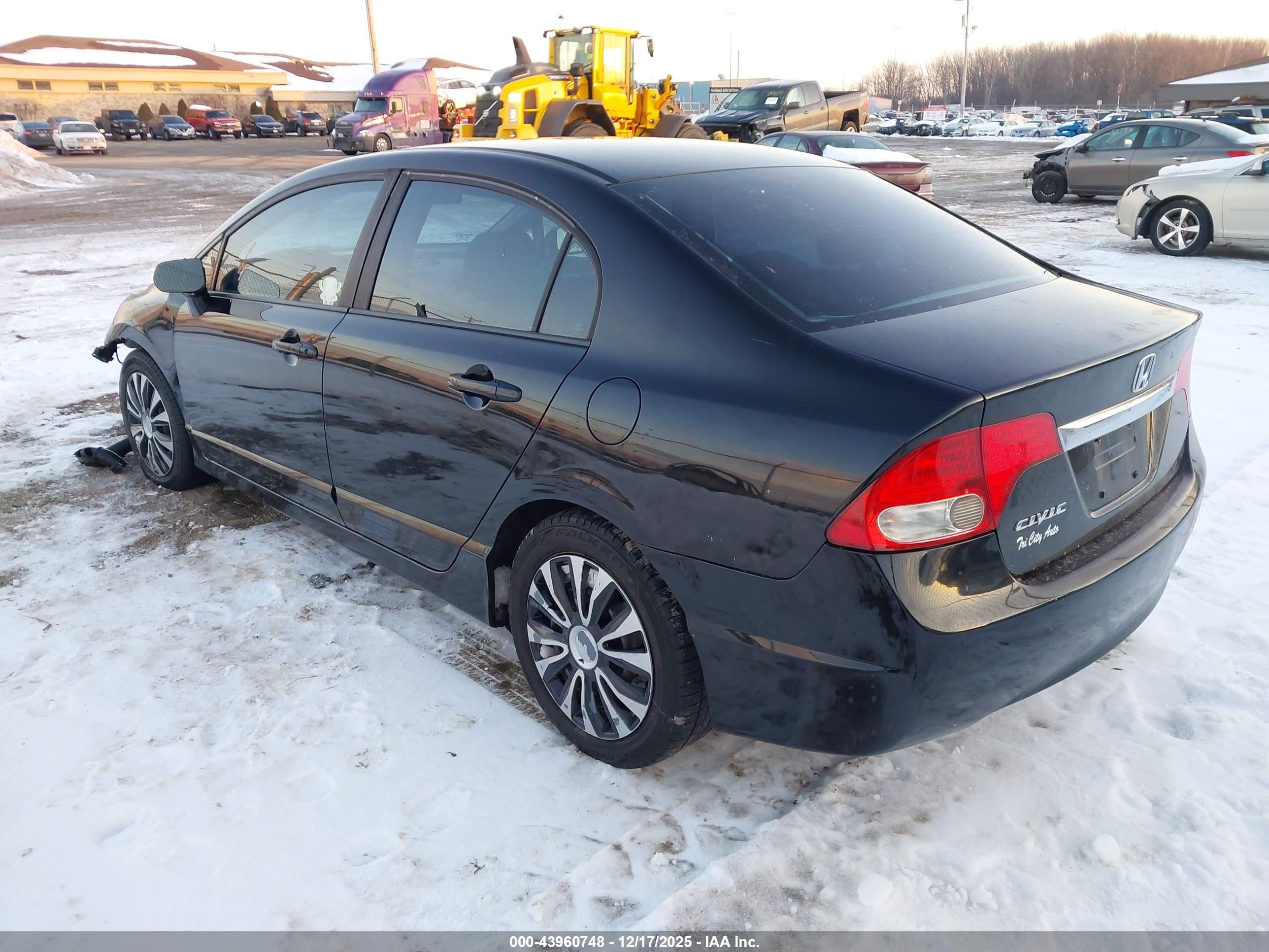 HONDA CIVIC image 3