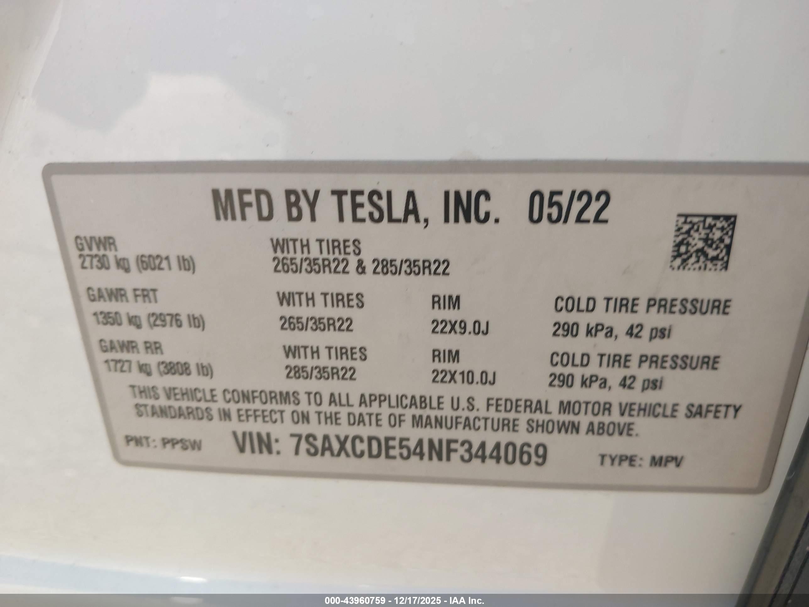 TESLA MODEL image 9