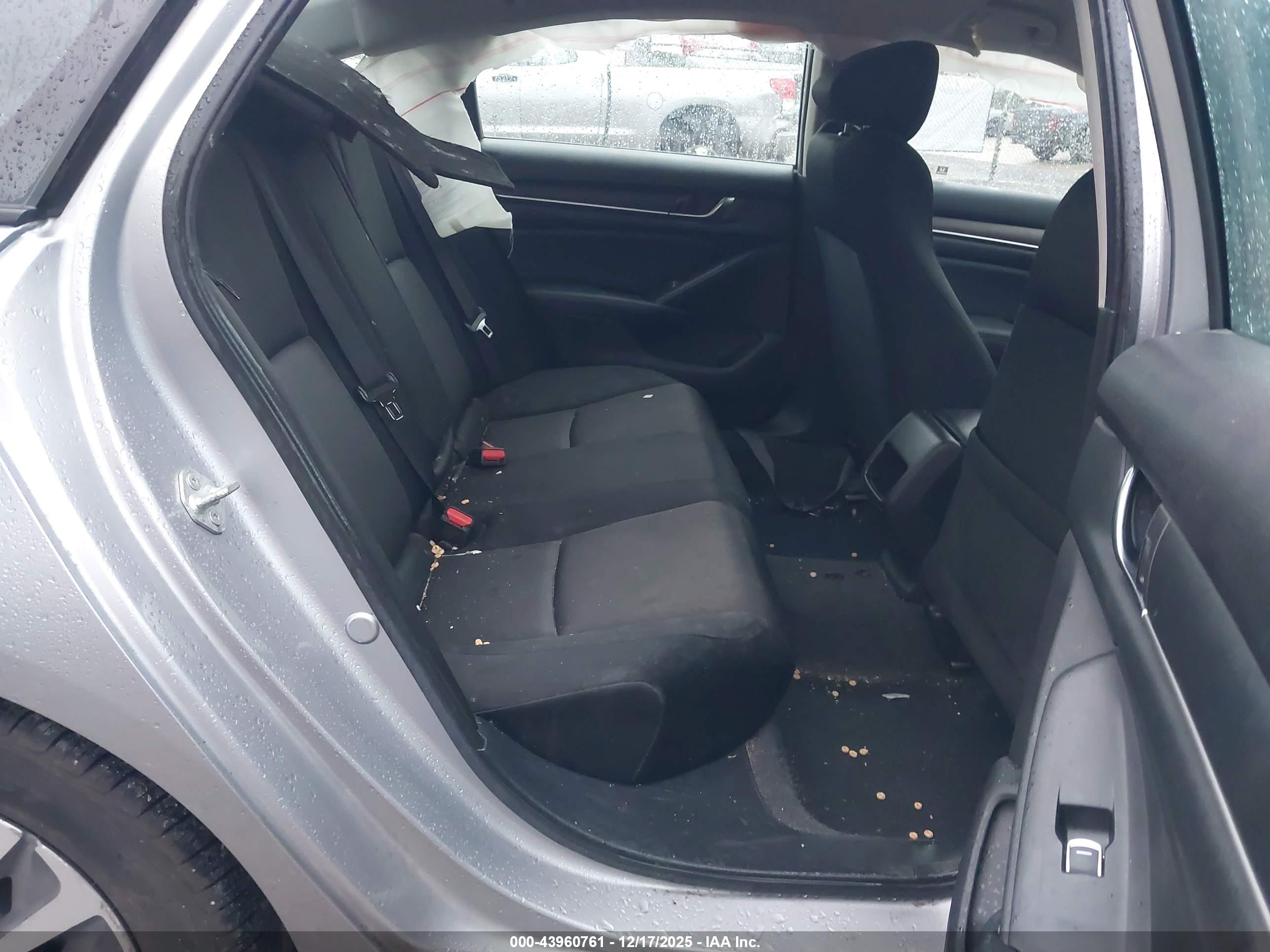 HONDA ACCORD image 8